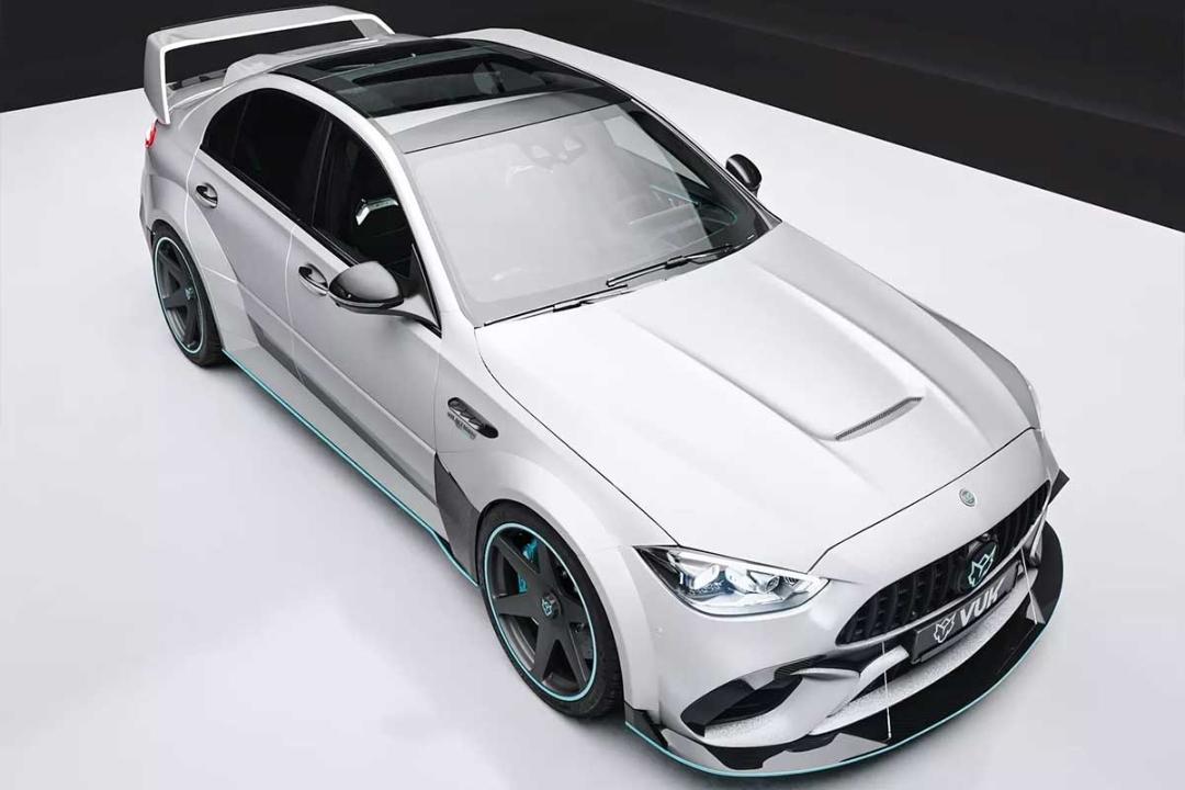 تیونینگ مرسدس C63 AMG با موتور V8