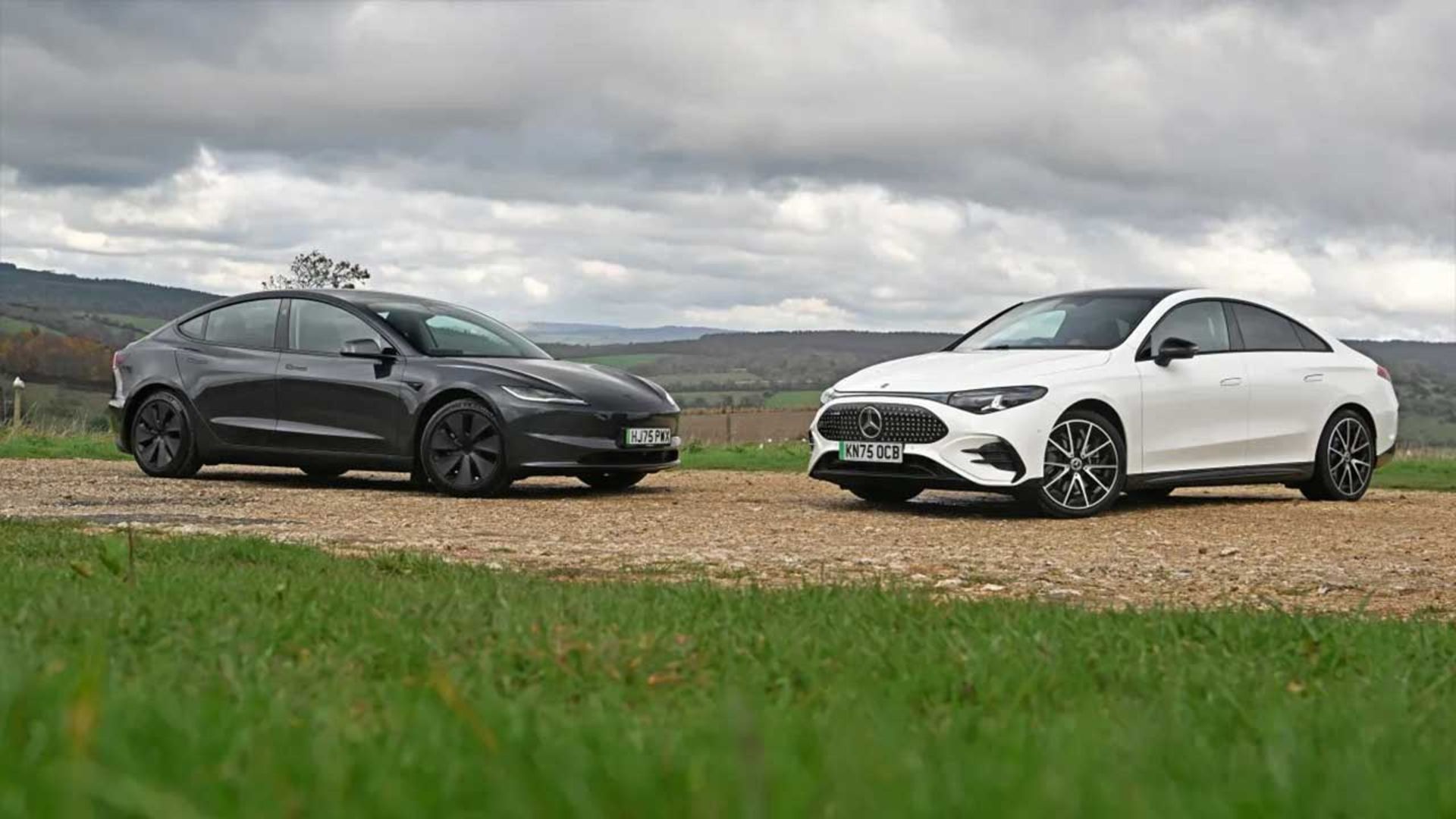 نبرد مرسدس CLA برقی و تسلا مدل 3