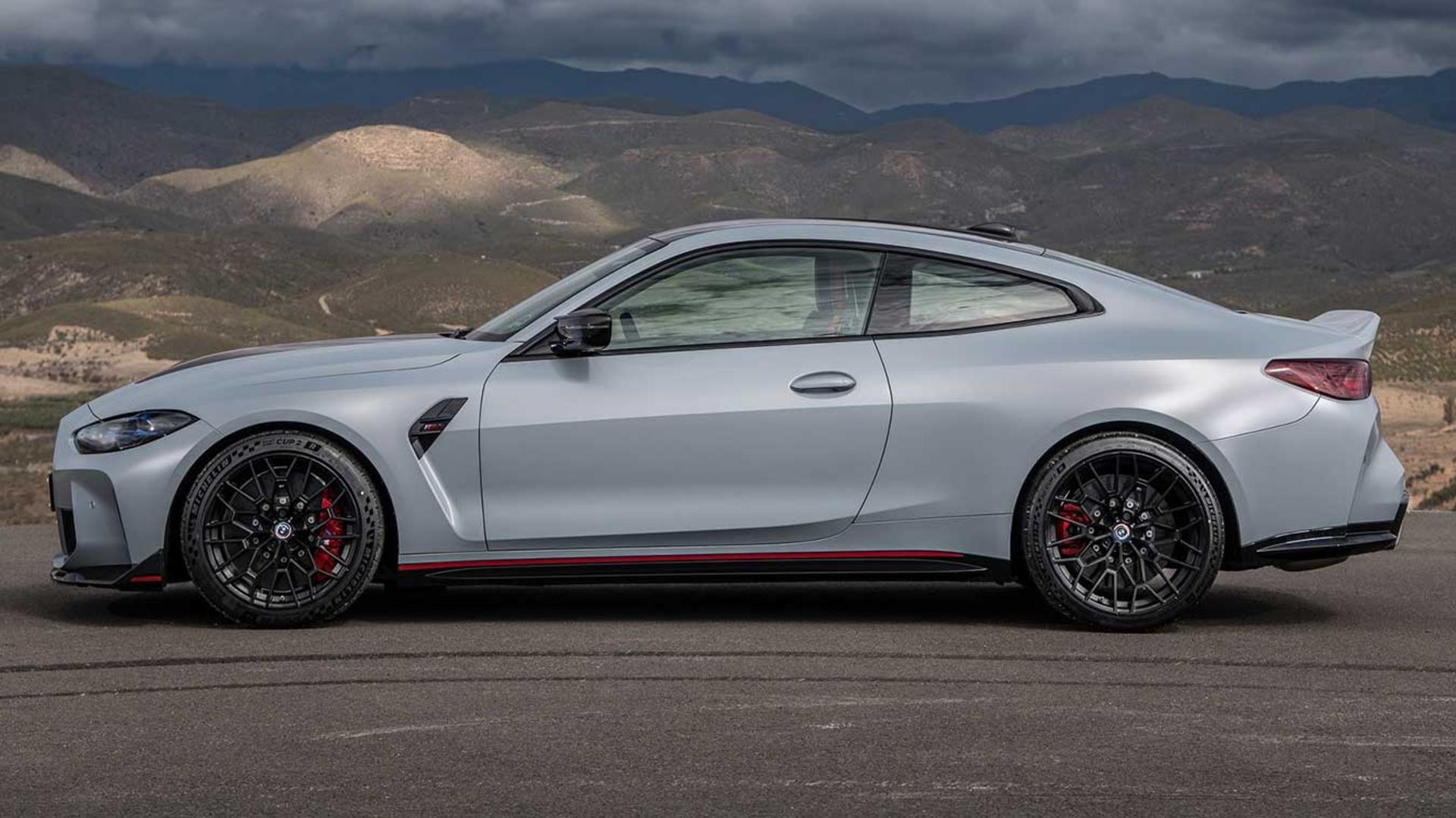 بی‌ام‌و M4 CSL نمای کناری