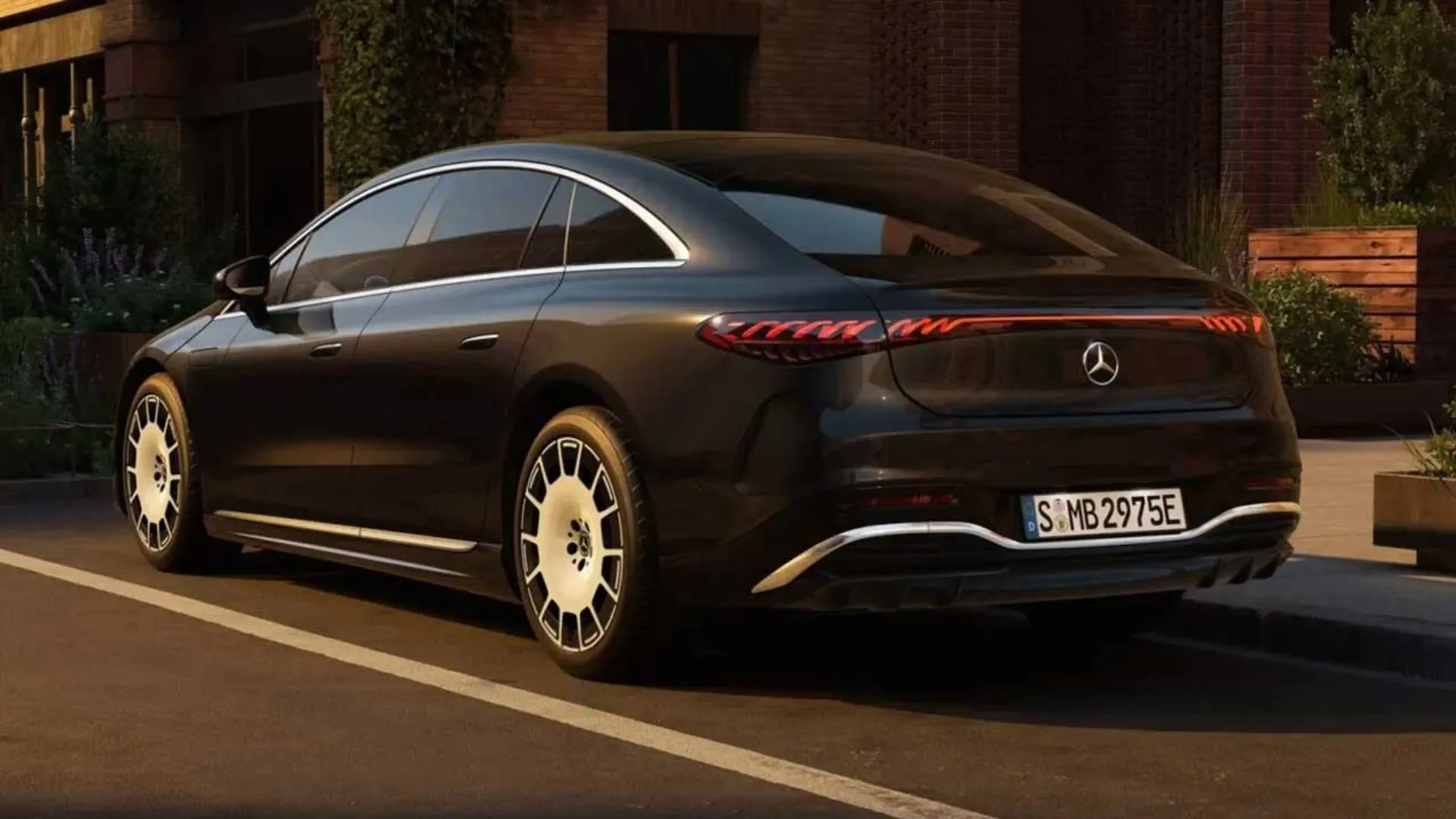 مرسدس بنز EQS مدل ۲۰۲۷ 