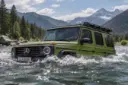 شاسی‌بلند مرسدس بنز (Mercedes-Benz) جی کلاس در حال حرکت روی سطح آب