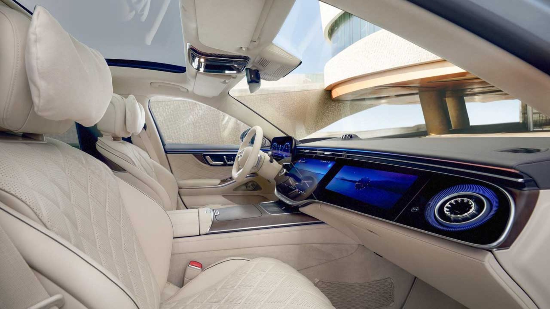 ماساژور سر مرسدس