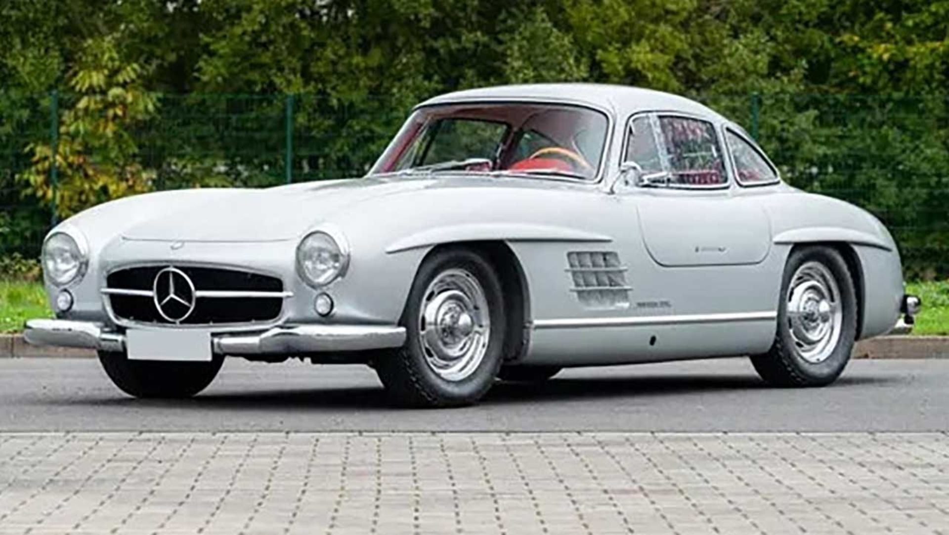 مرسدس 300SL گالوینگ