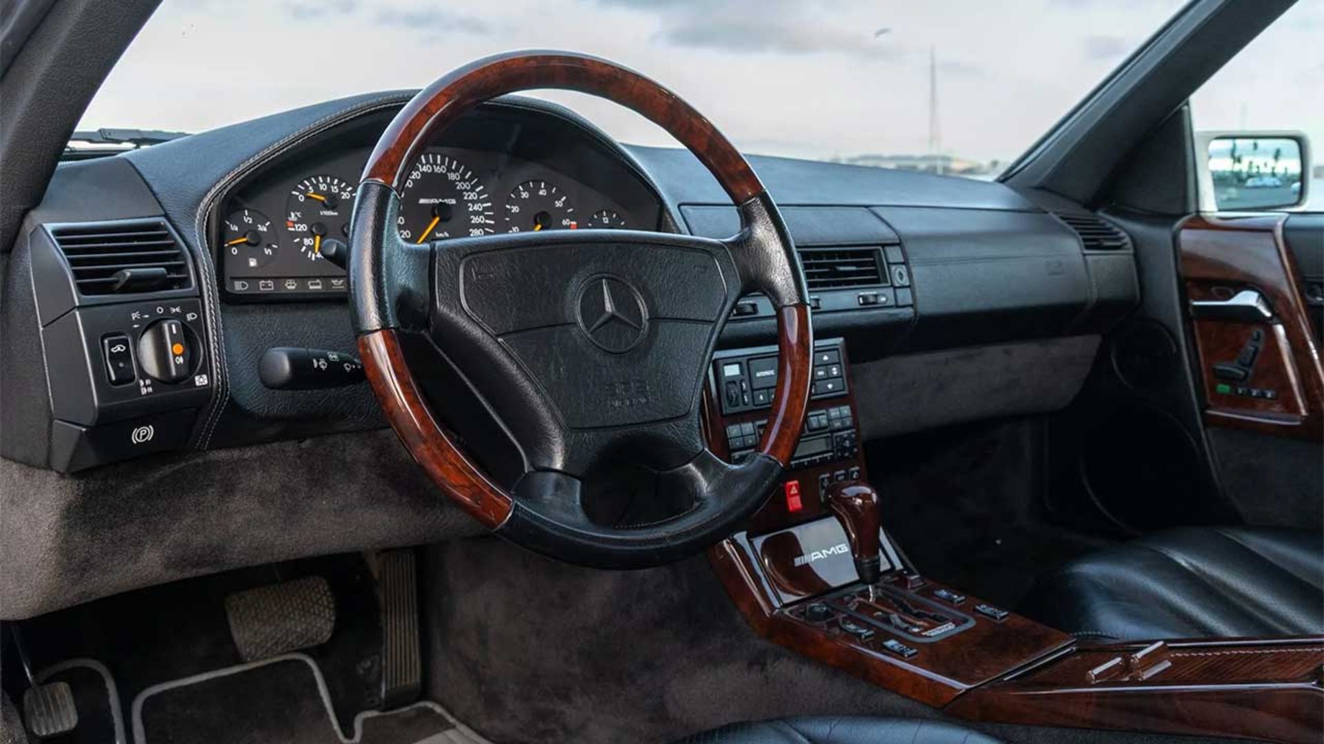 مرسدس بنز SL72 مدل 1995