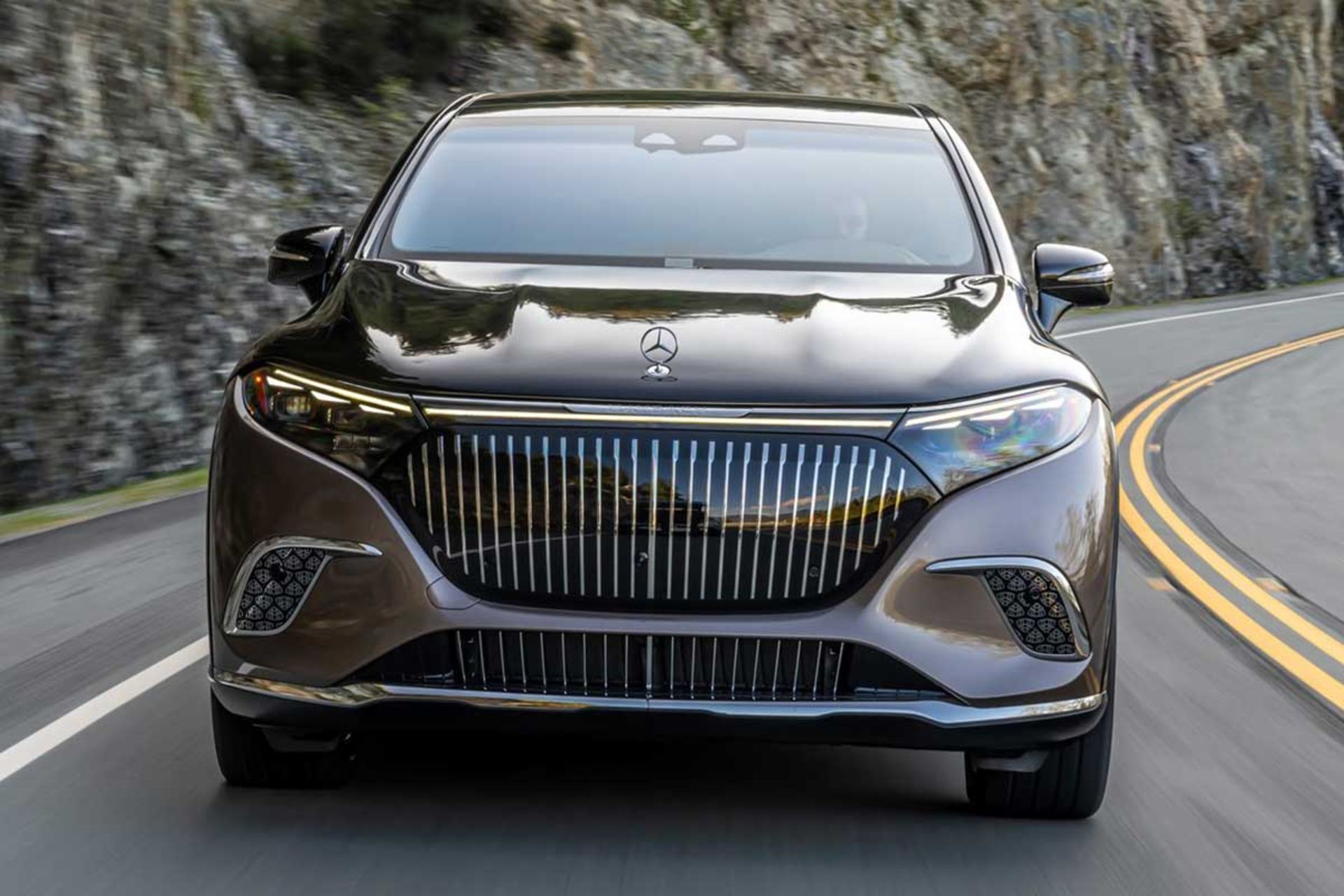 مرسدس میباخ EQS SUV