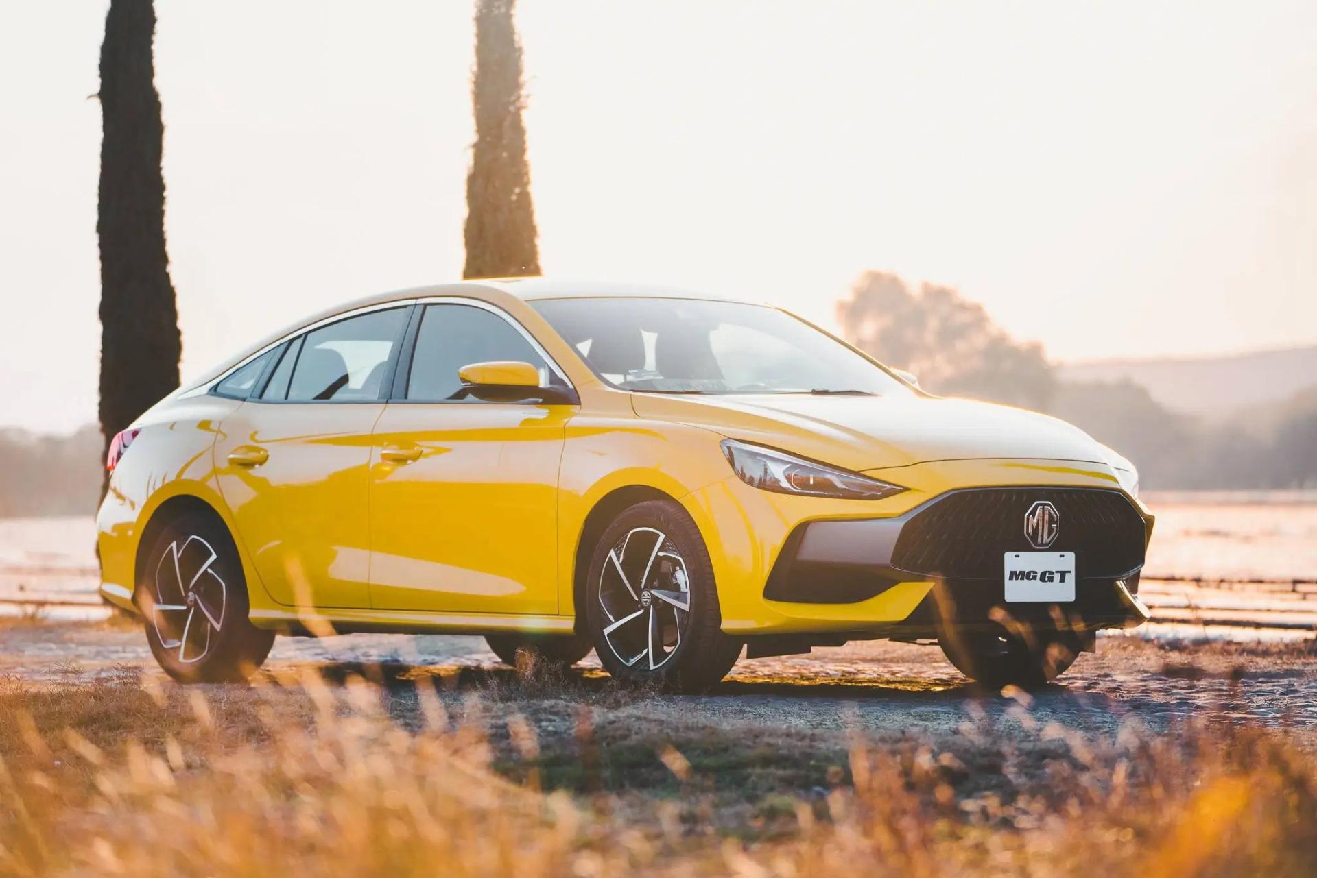 ام جی GT