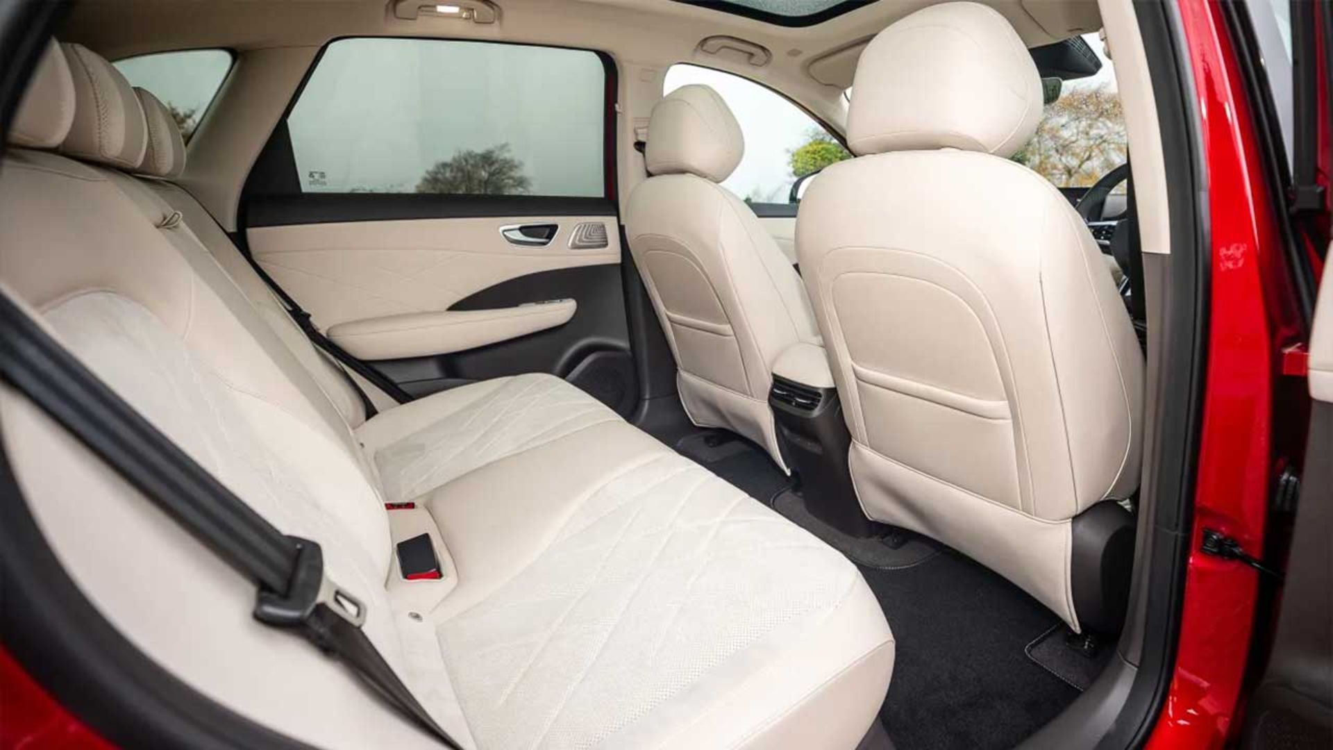 ام‌جی S6 داخل