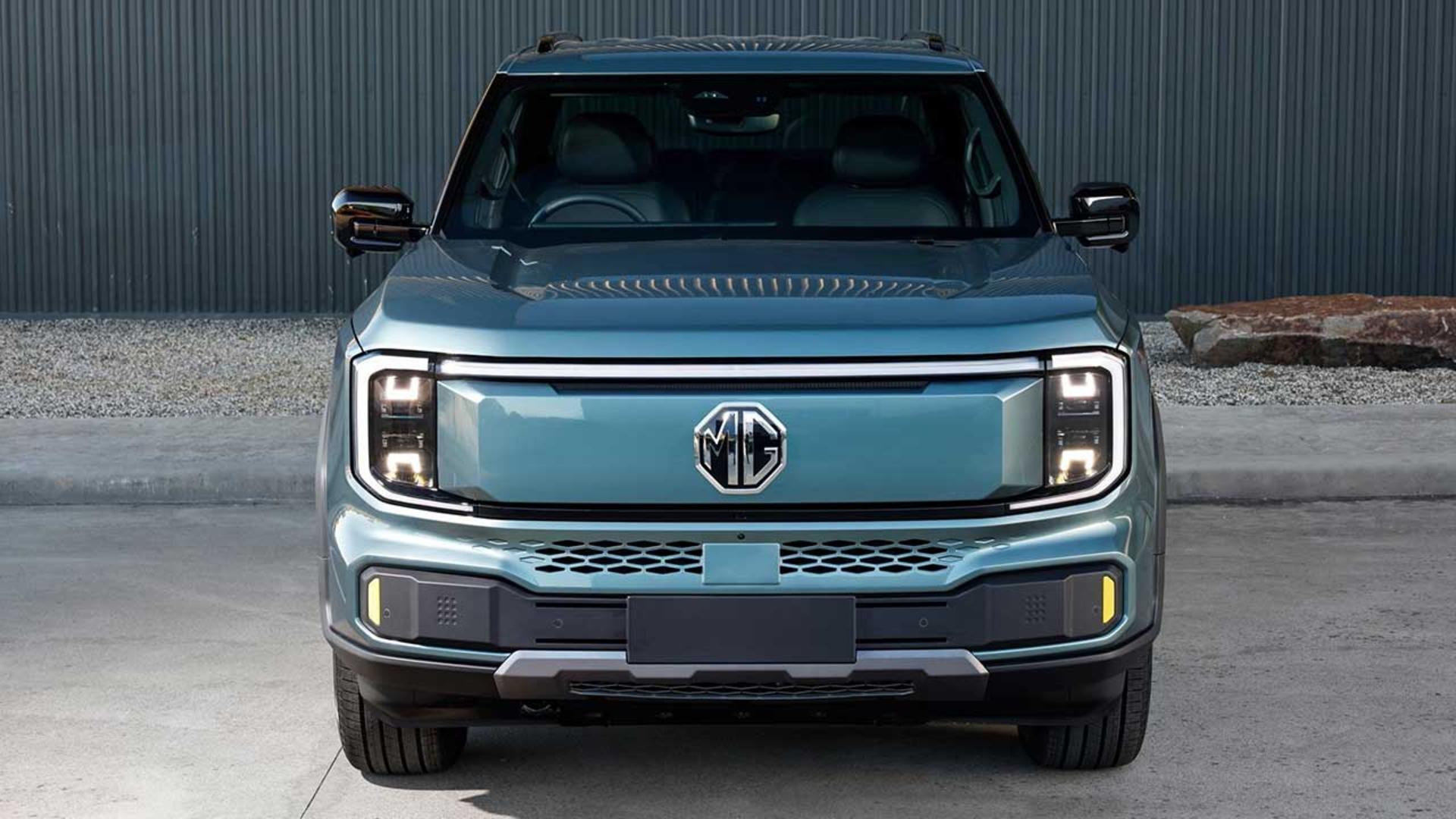نمای جلوی پیکاپ برقی ام‌جی (MG) U9 با طراحی مدرن