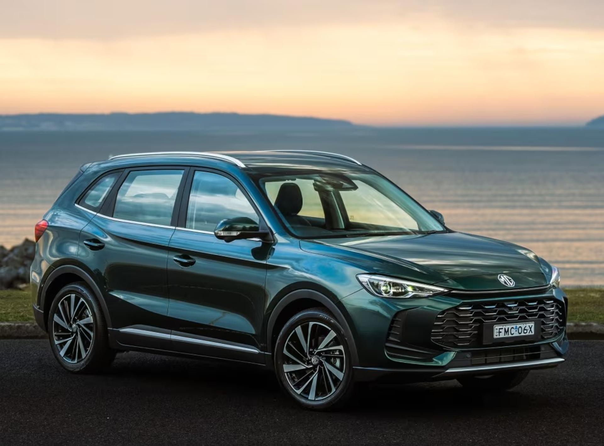MG ZS hybrid plus