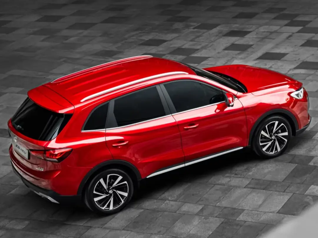 MG ZS hybrid plus