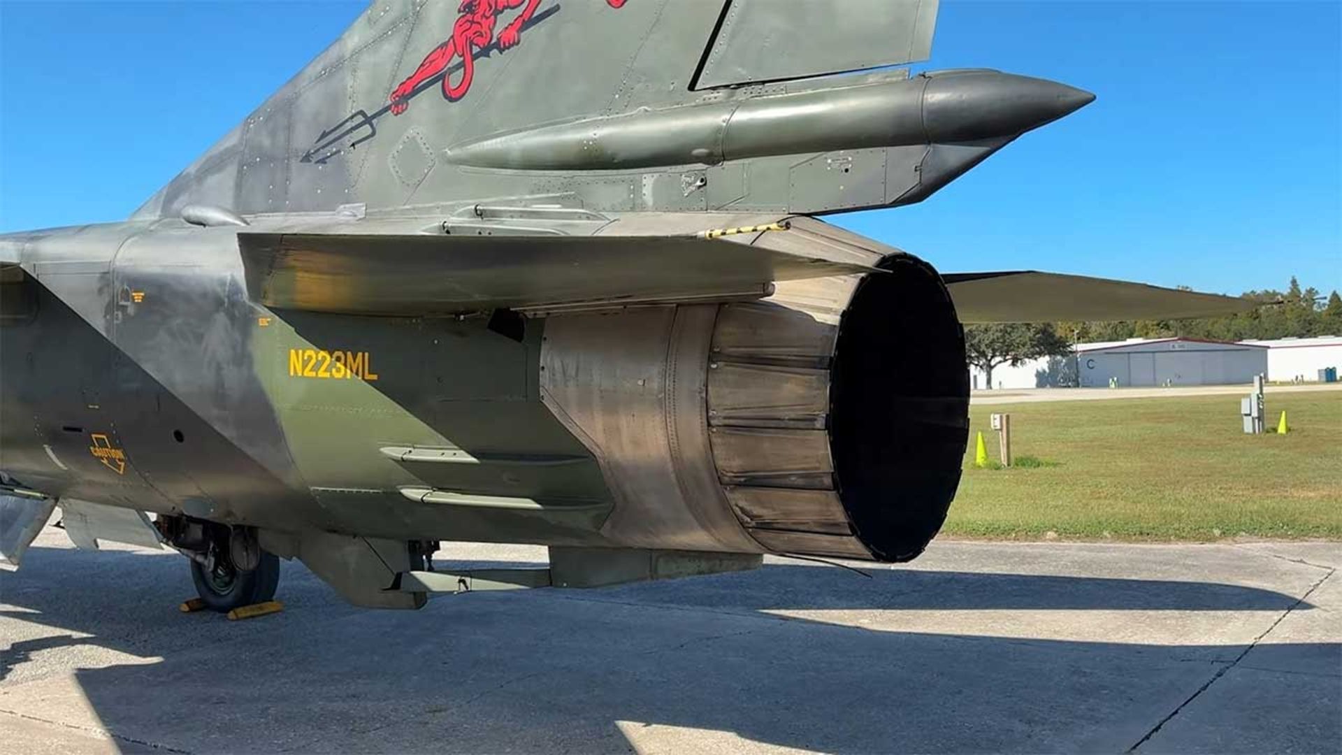 جنگنده میگ 23 فروشی