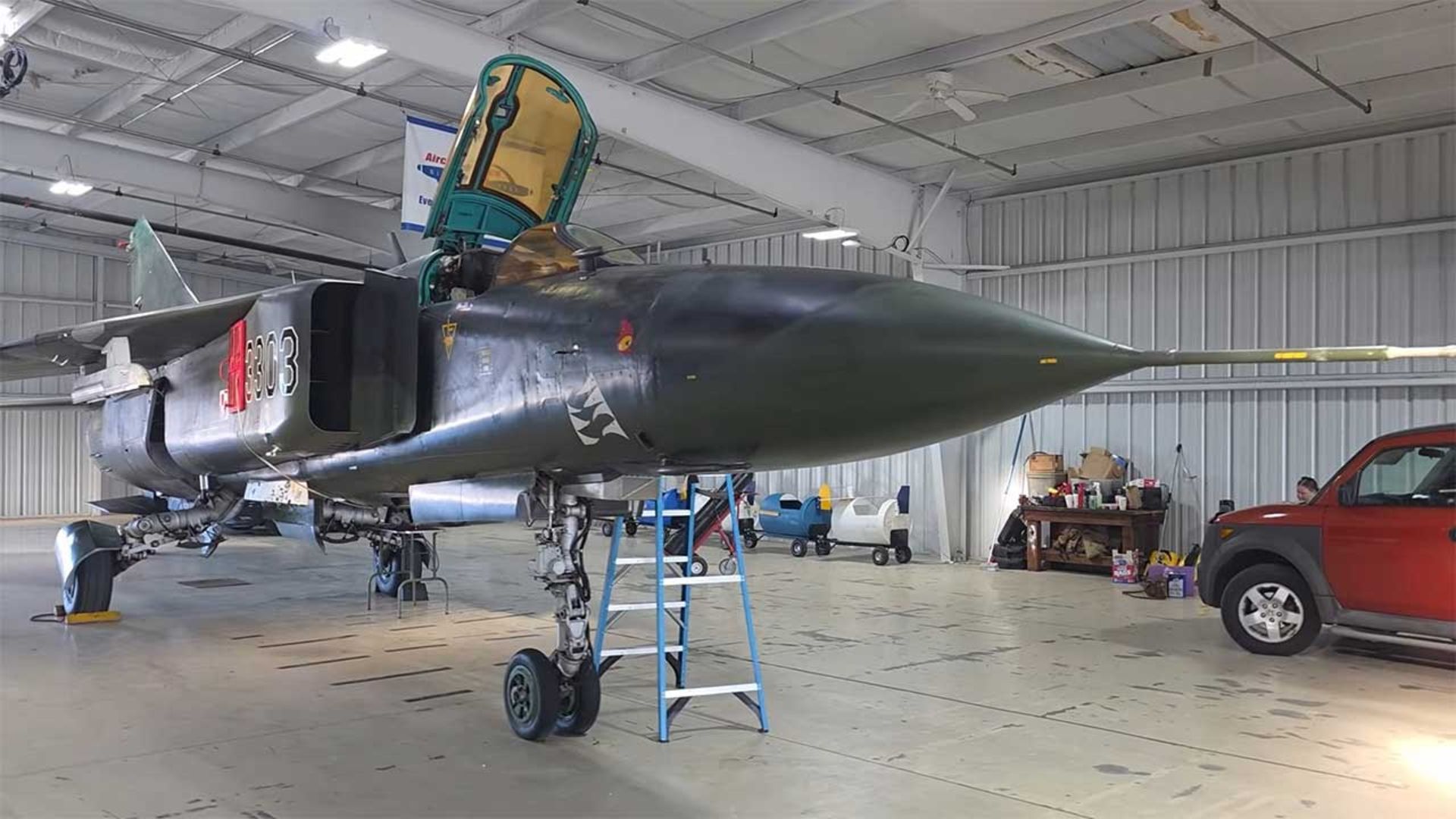 جنگنده میگ 23 فروشی