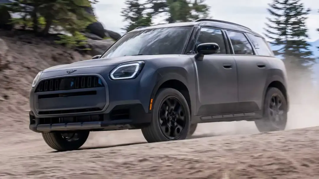 مینی کانتریمن آن‌تیمد ادیشن آفرود