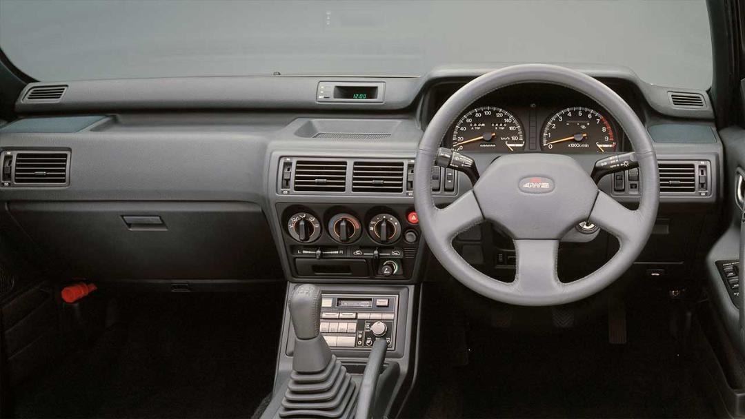 میتسوبیشی گالانت VR-4