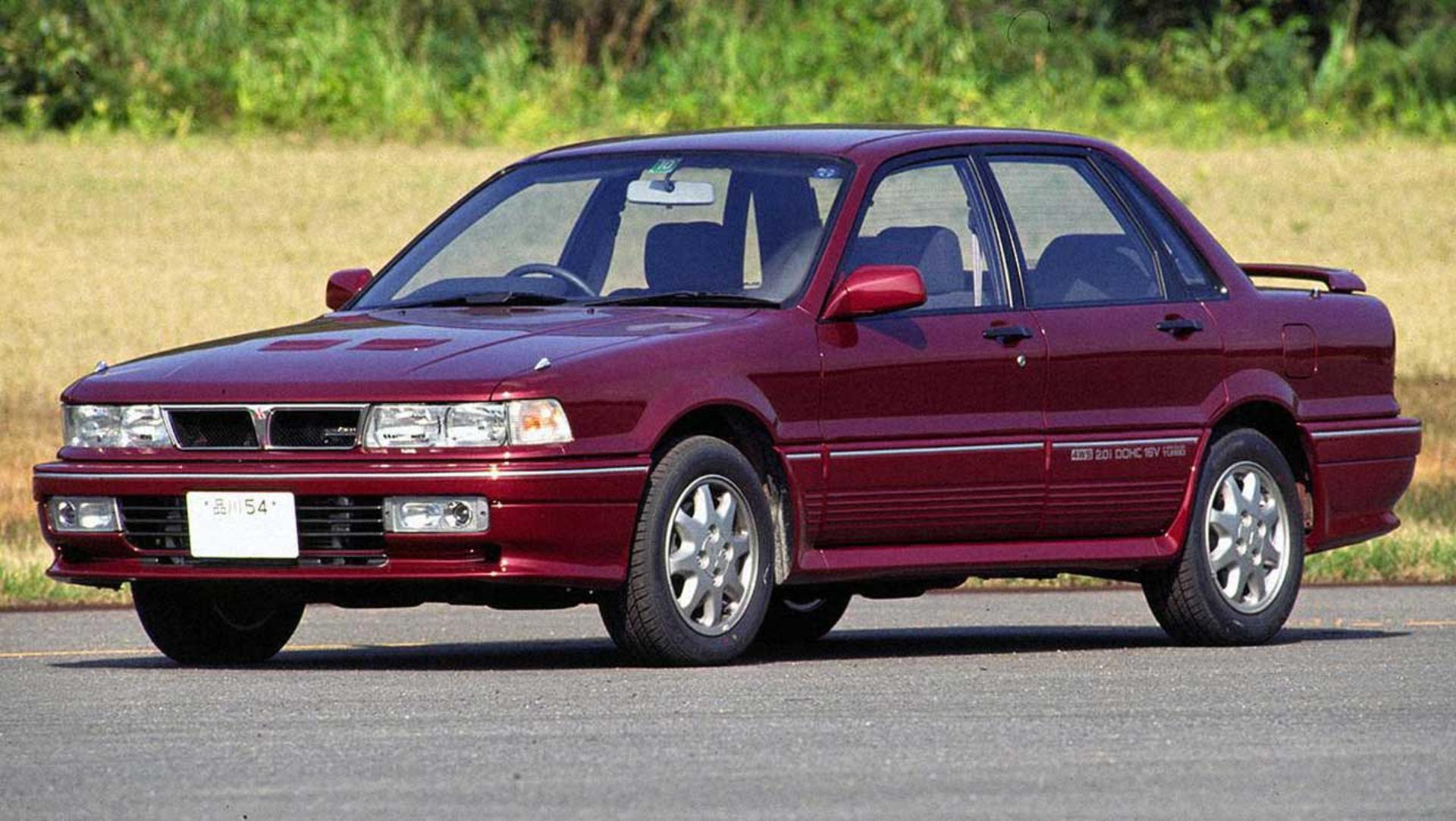میتسوبیشی گالانت VR-4