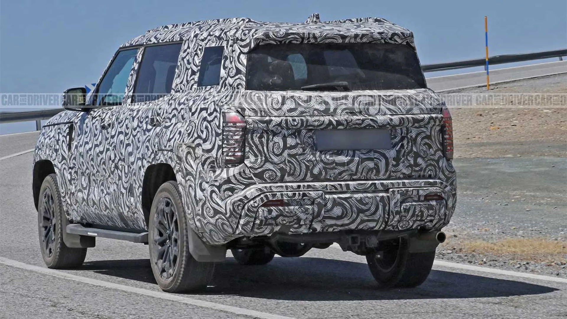 میتسوبیشی پاجرو