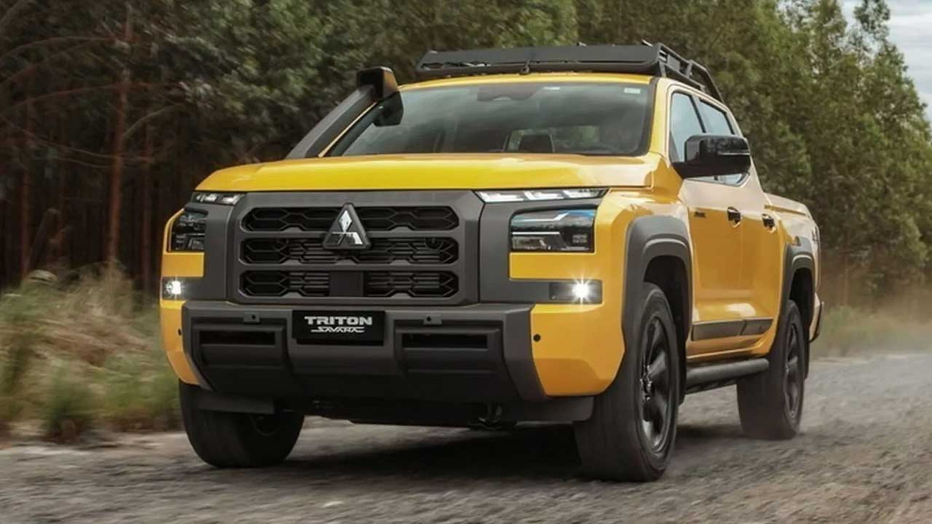 میتسوبیشی ترایتون ساوانا