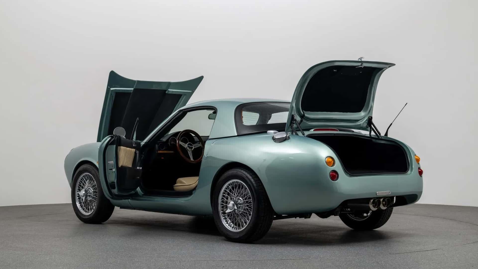 تبدیل مزدا MX-5 به آستون‌مارتین 