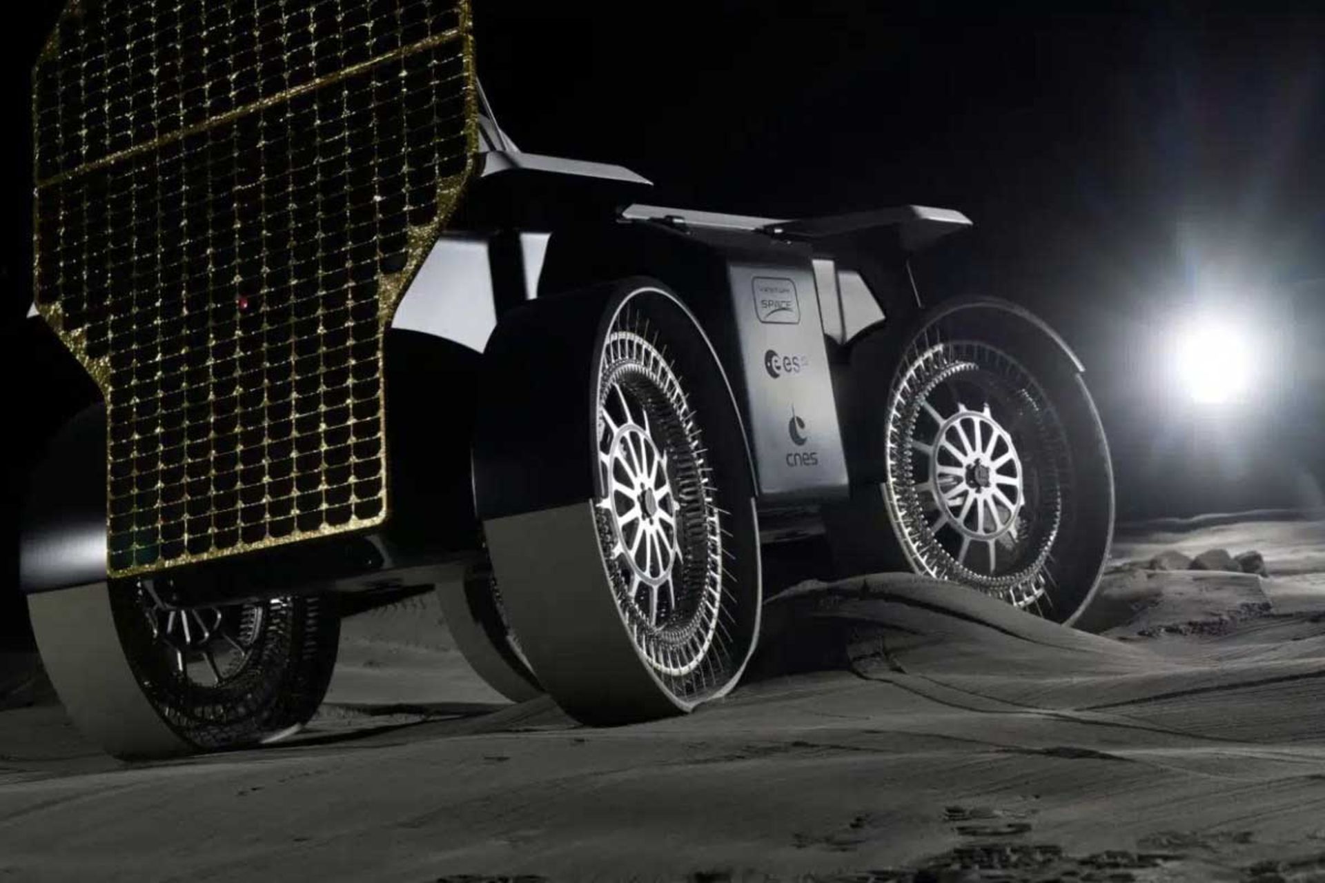 ماه نورد اروپایی مونا لونا