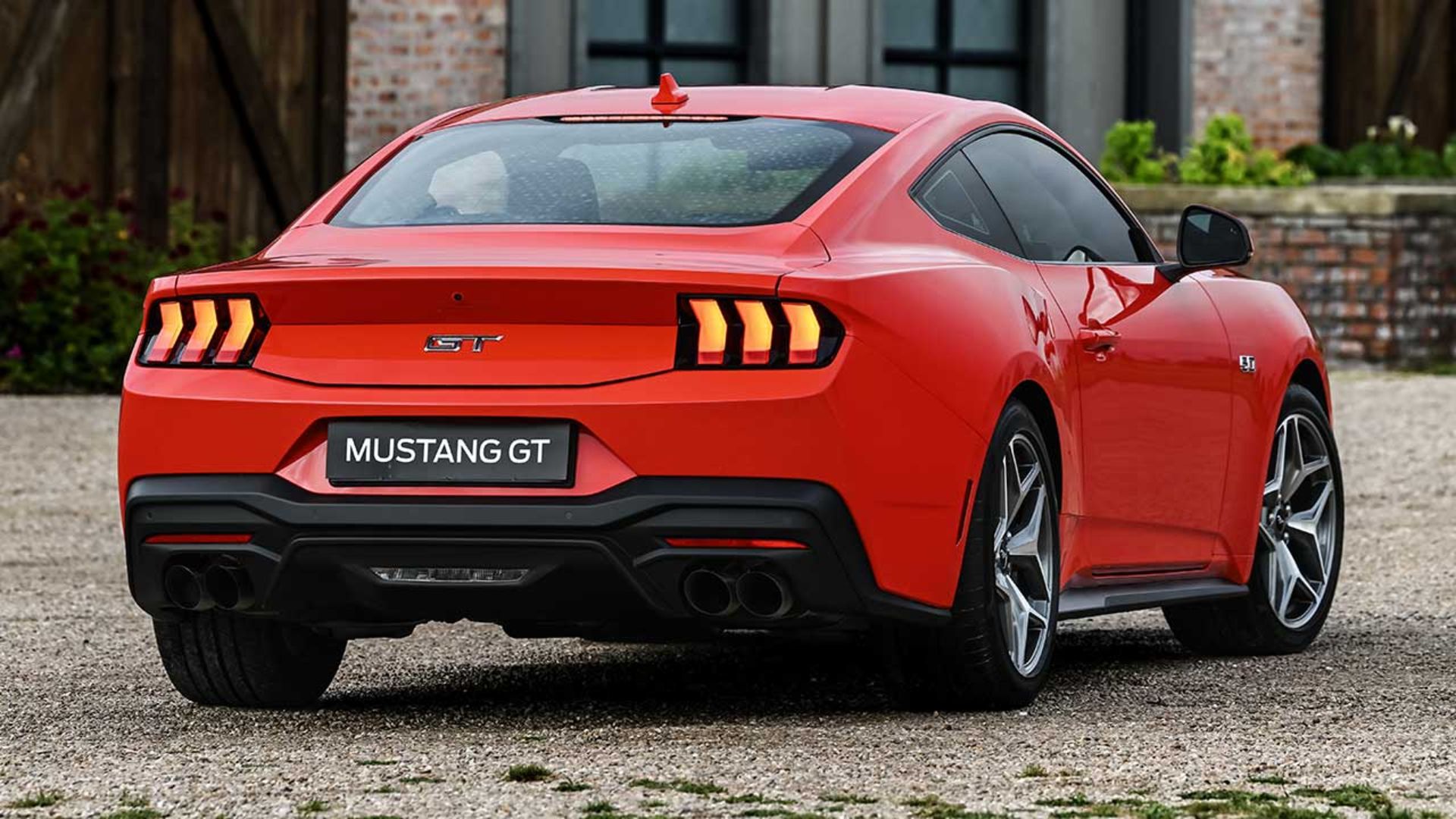 فورد موستانگ GT