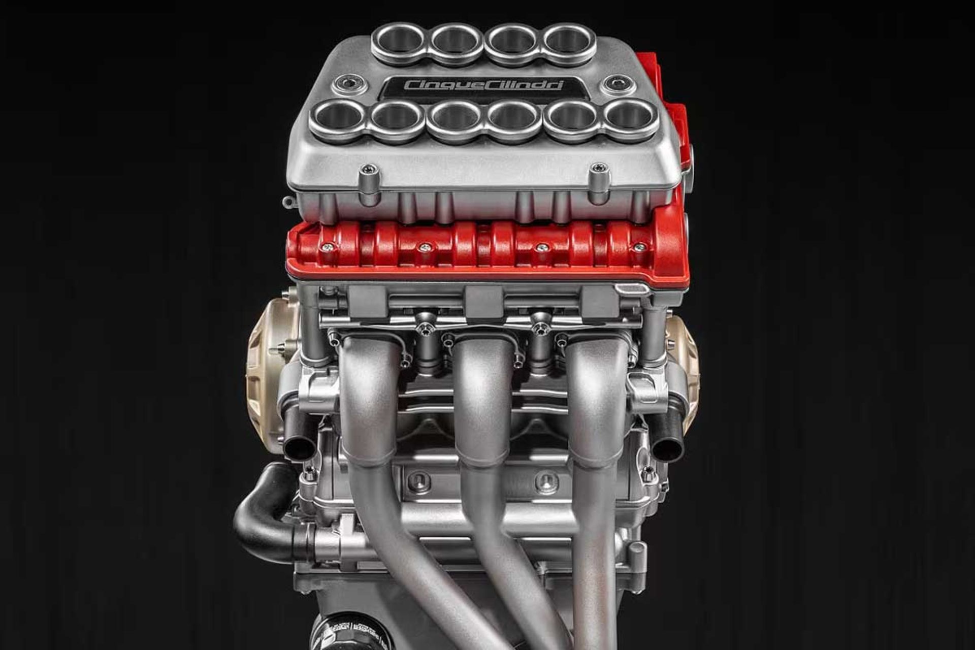 پیشرانه پنج سیلندر مربعی MV آگوستا