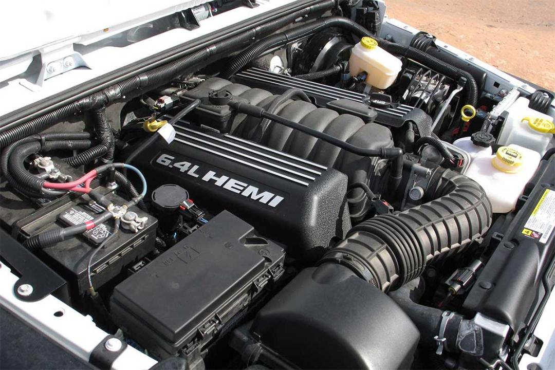 موتور V8 همی
