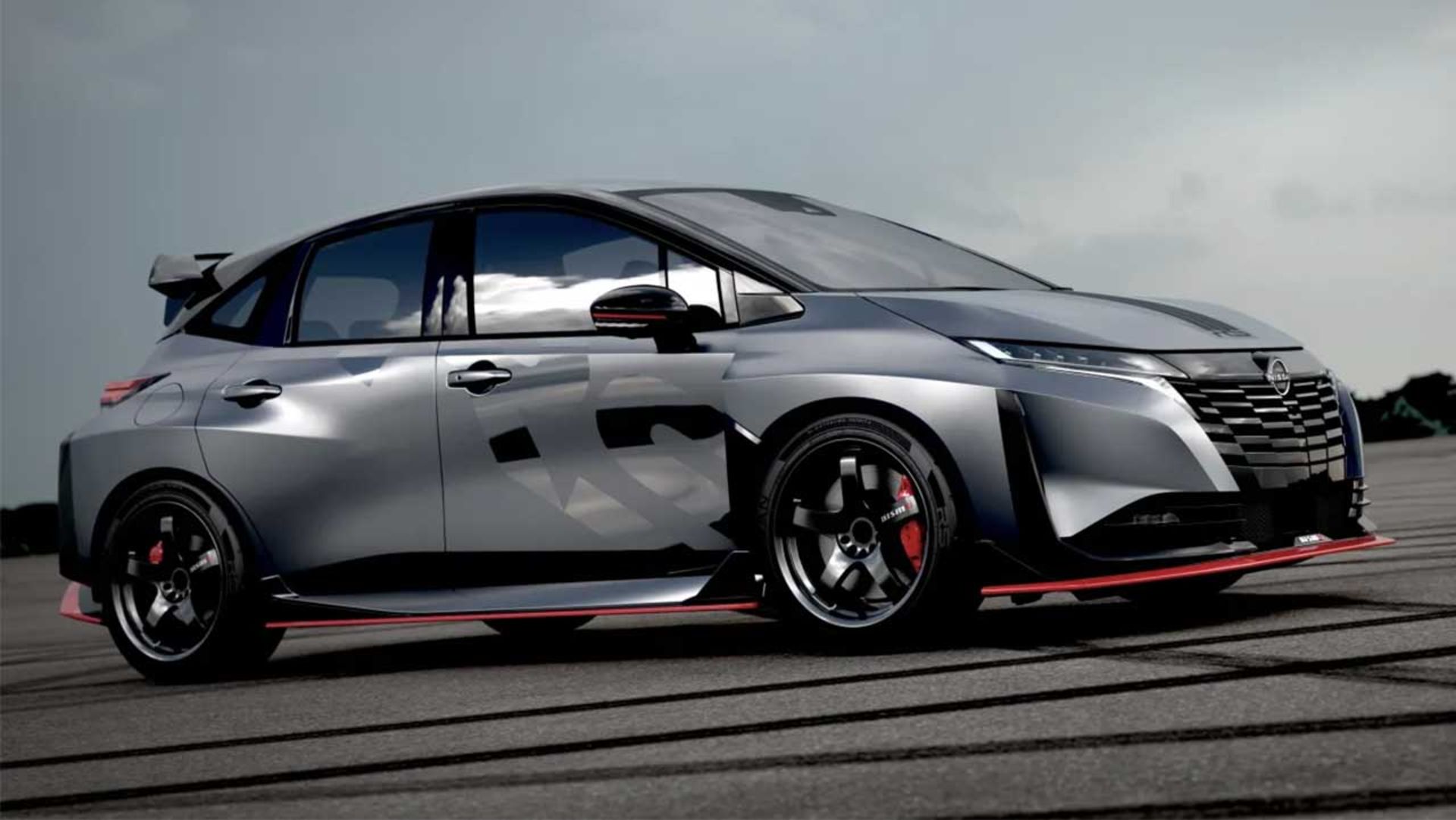 نیسان آئورا نیسمو RS