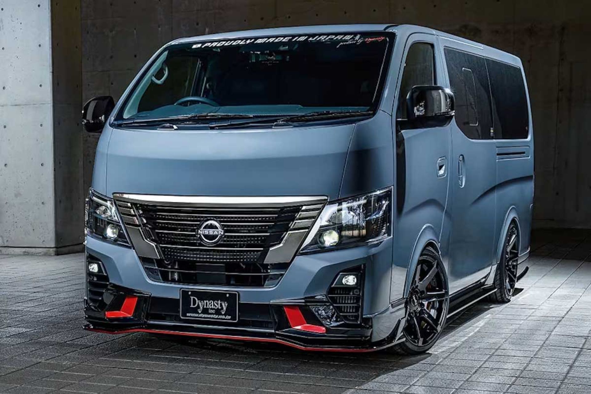 ون نیسان کاروان نیسمو