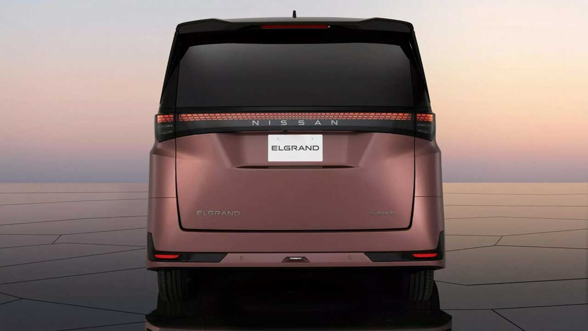 نسل جدید نیسان الگرند