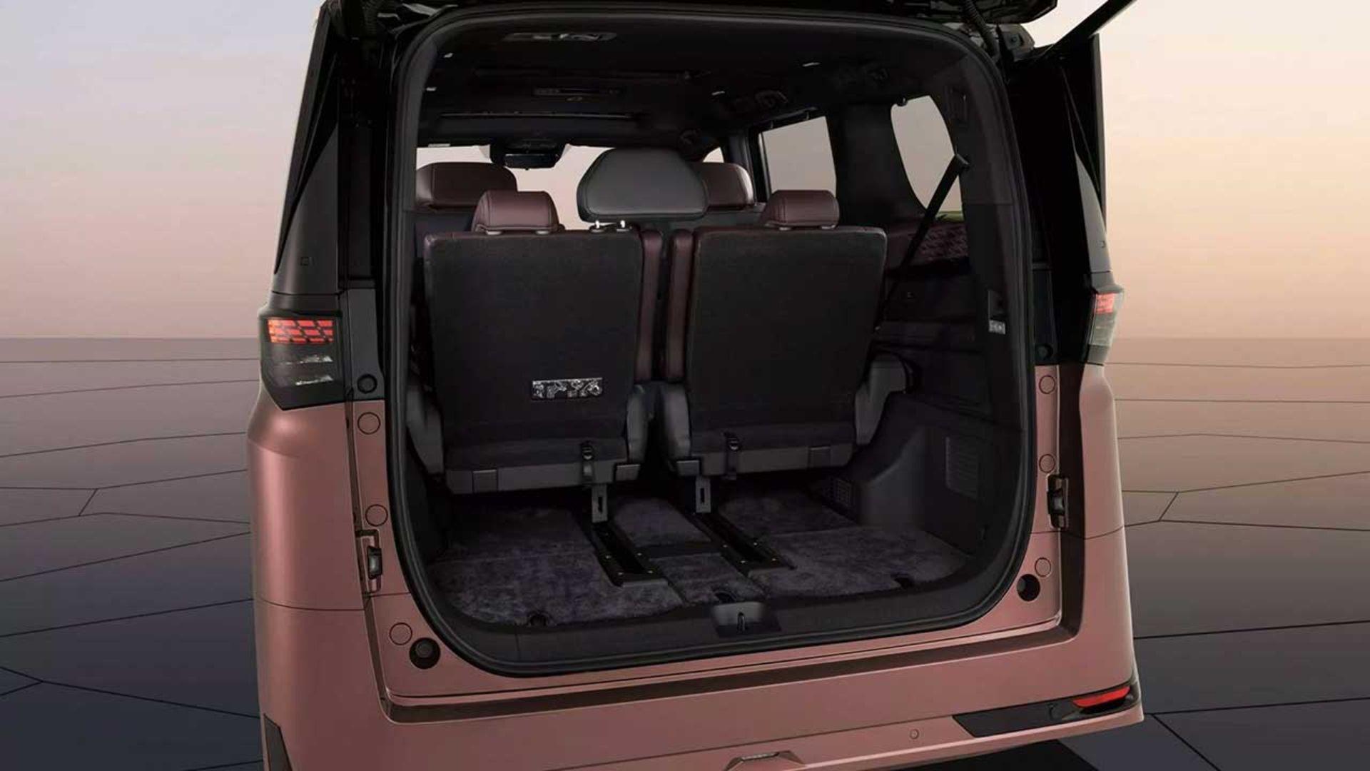 نسل جدید نیسان الگرند