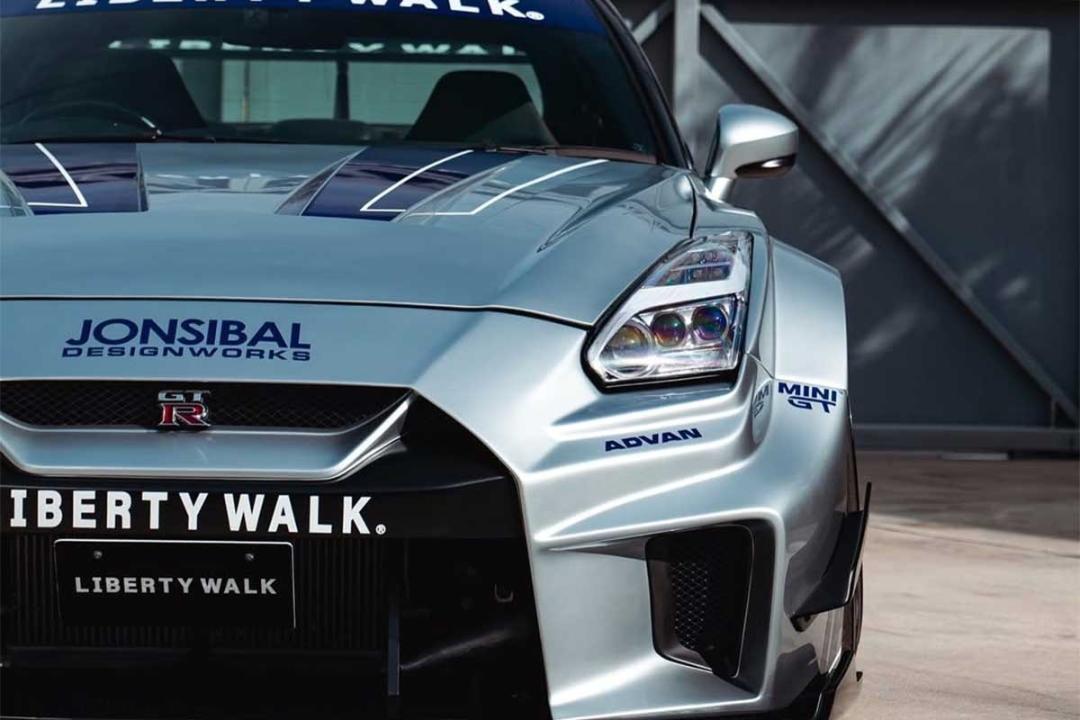 نیسان GT-R با کیت تیونینگ لیبرتی واک