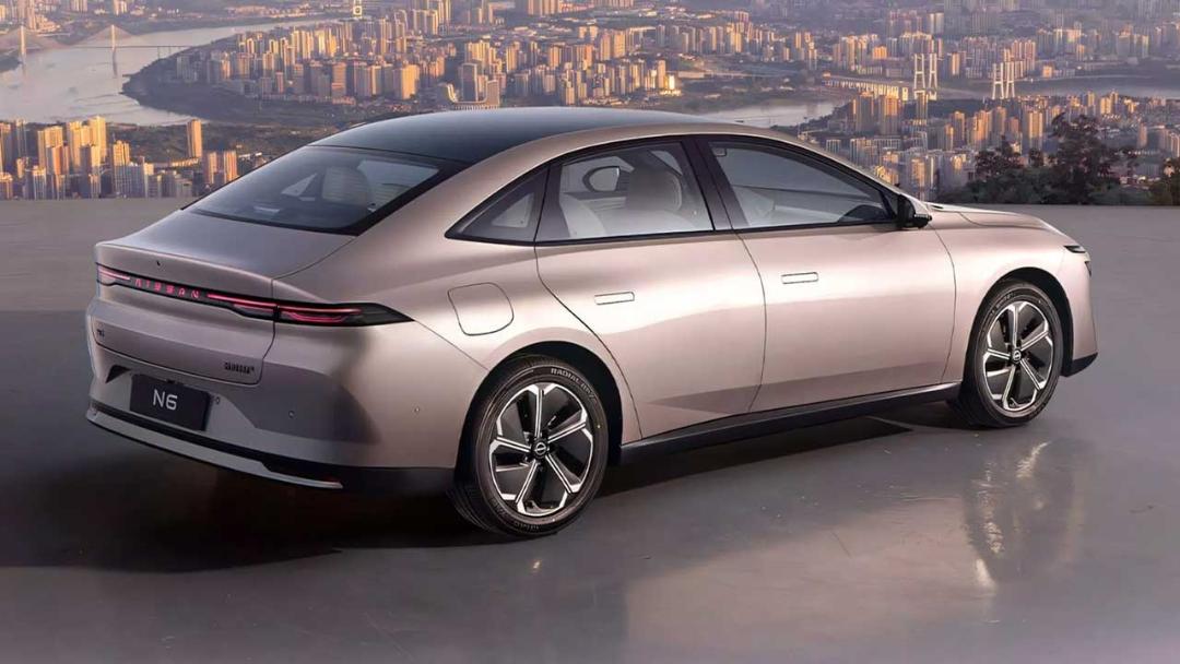 نیسان N6