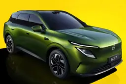 نیسان NX7