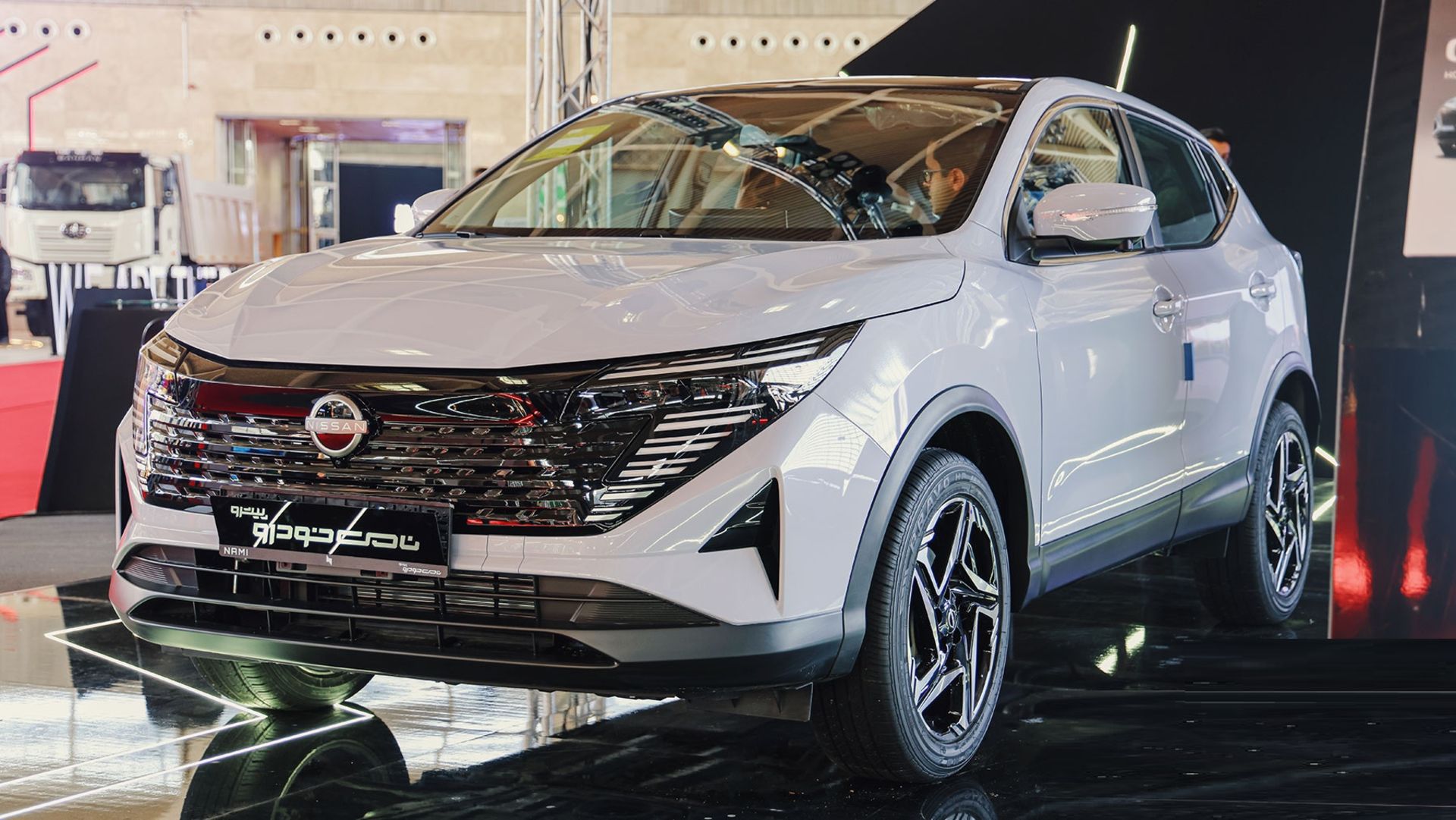 nissan qashqai honor iran