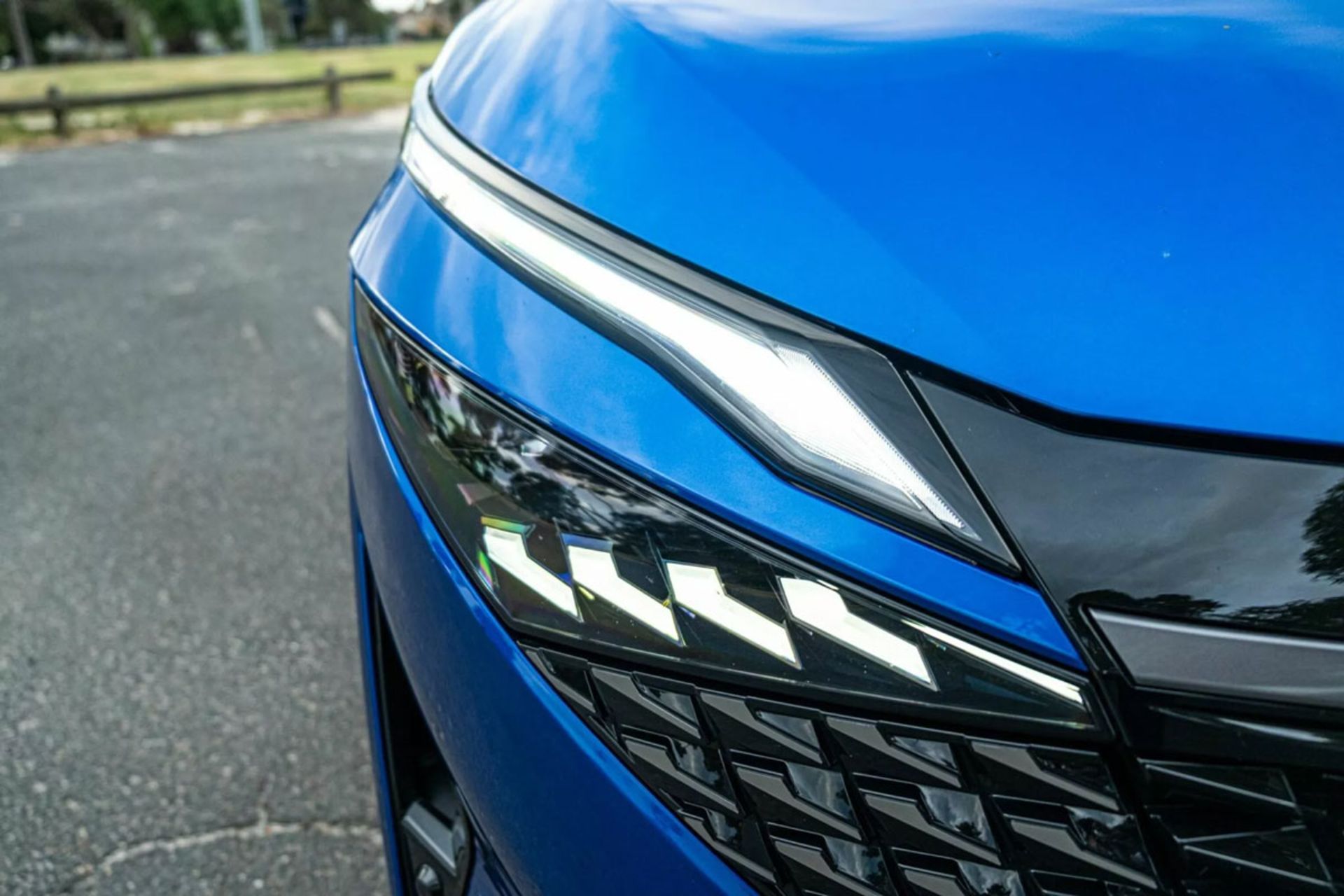 نیسان قشقایی هیبریدی