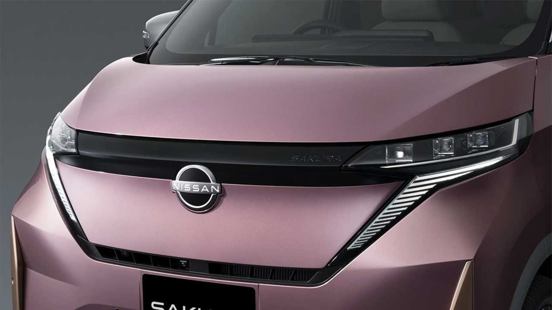 نیسان ساکورا 2026