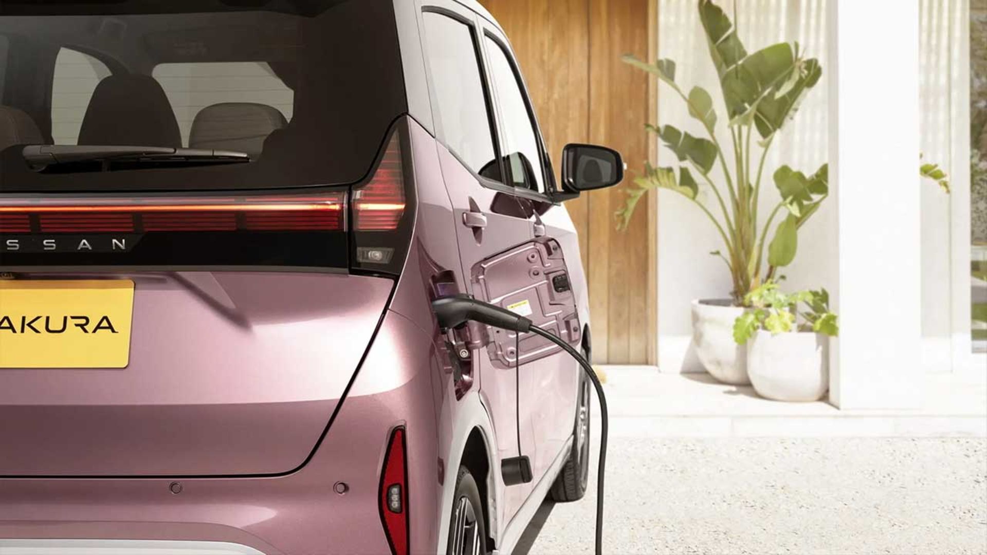 نیسان ساکورا 2026