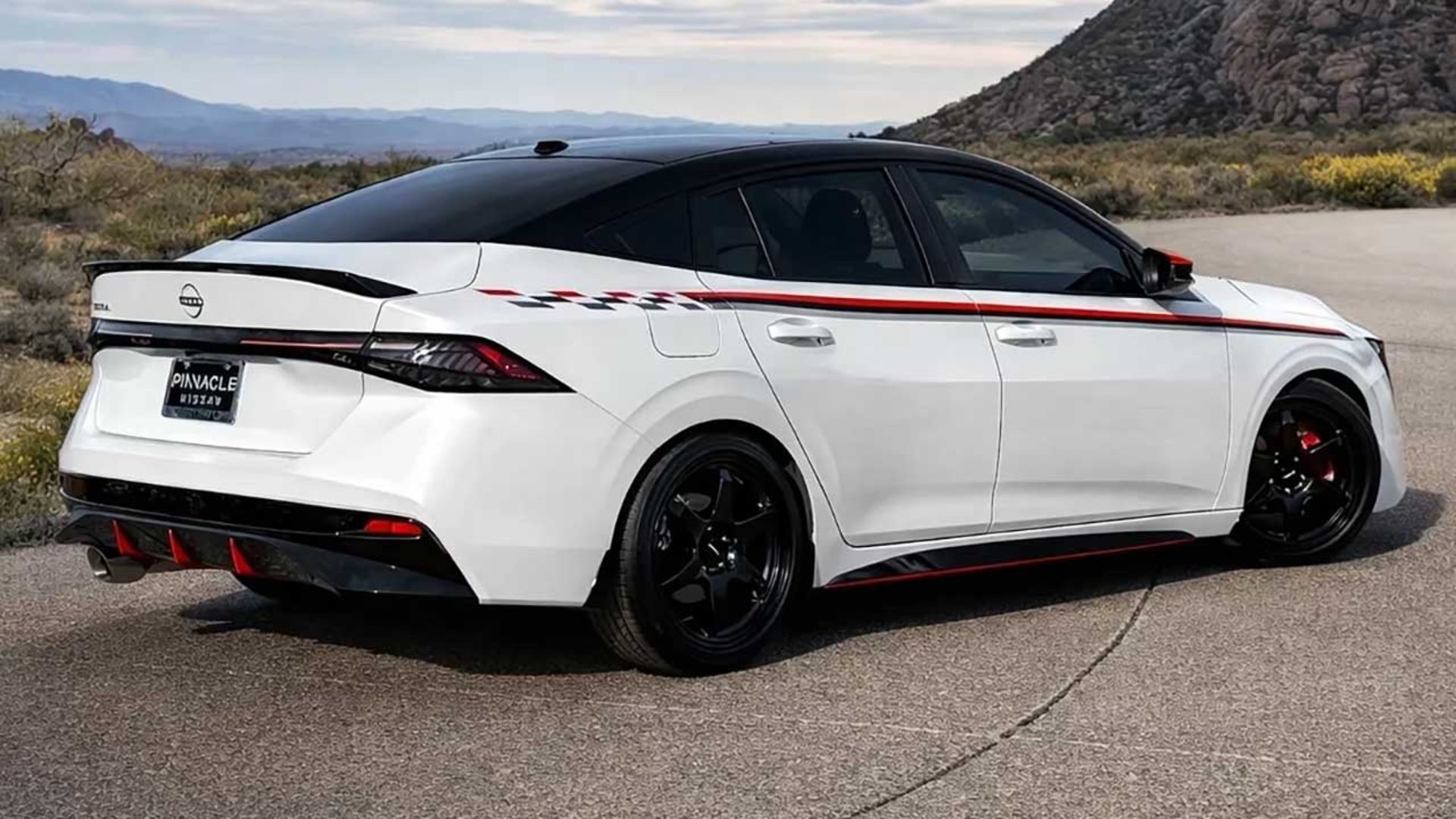 نیسان سنترا RS