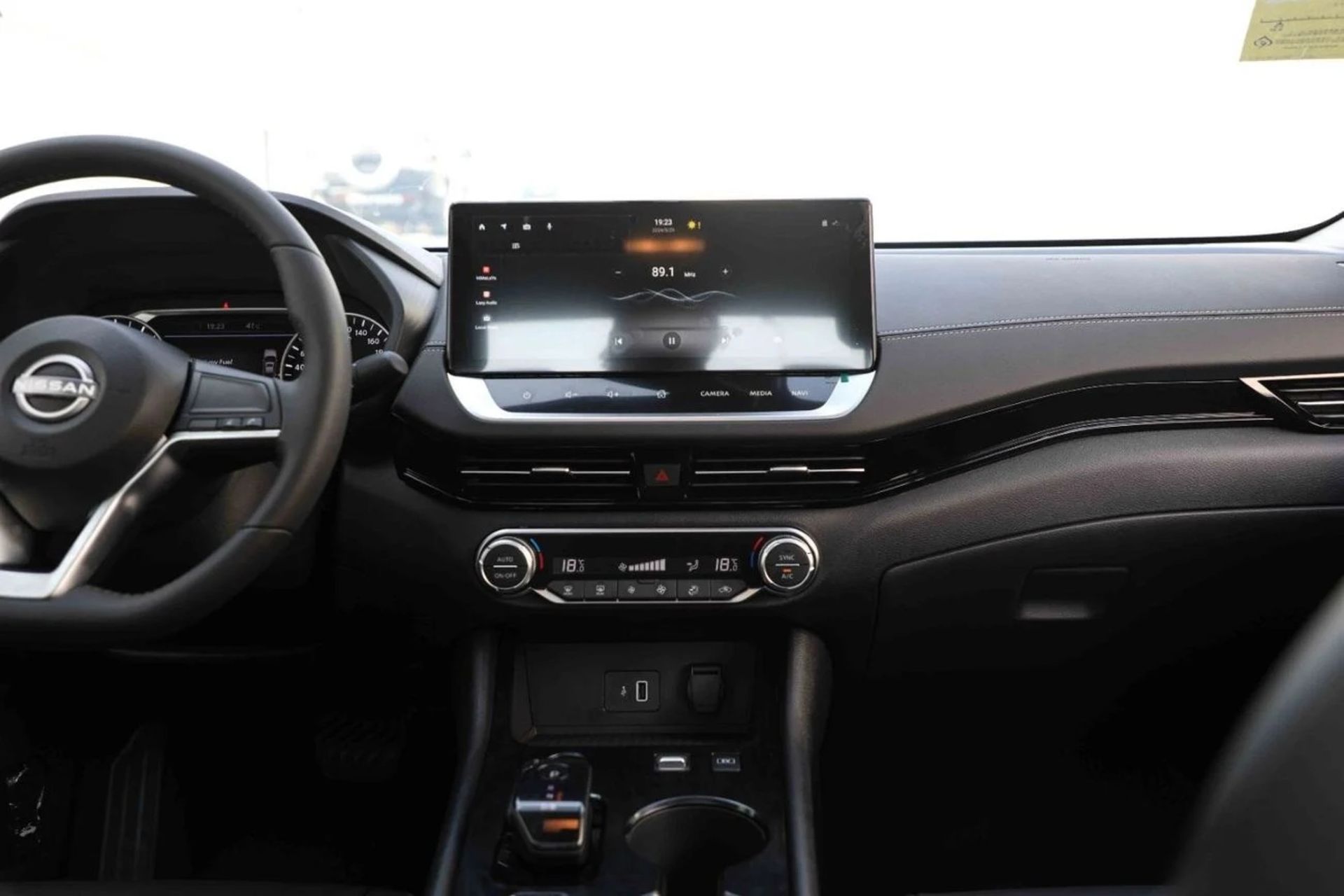 نیسان سیلفی هیبریدی ای پاور پلاس وارداتی