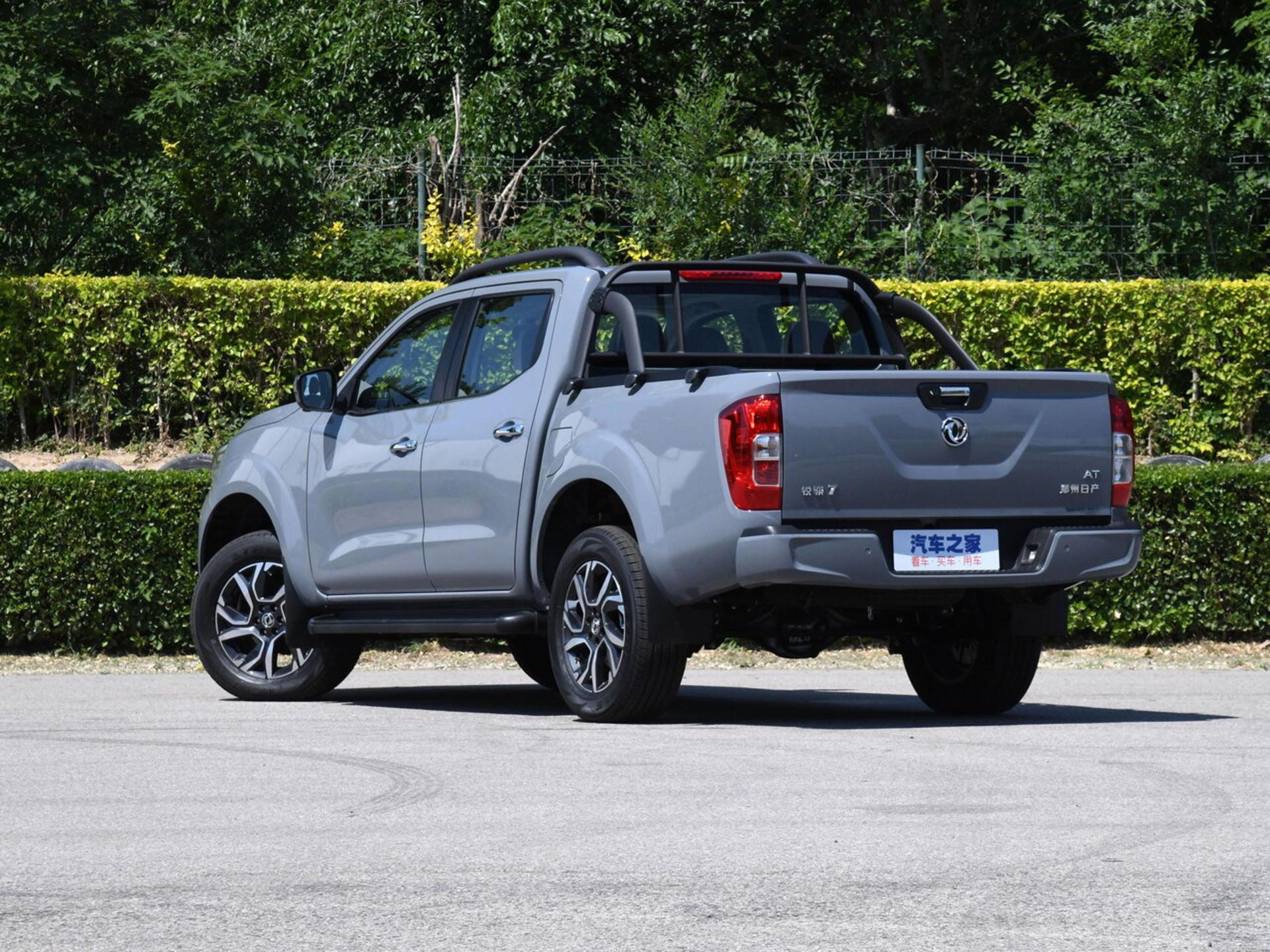 nissan terra navara oickup truck