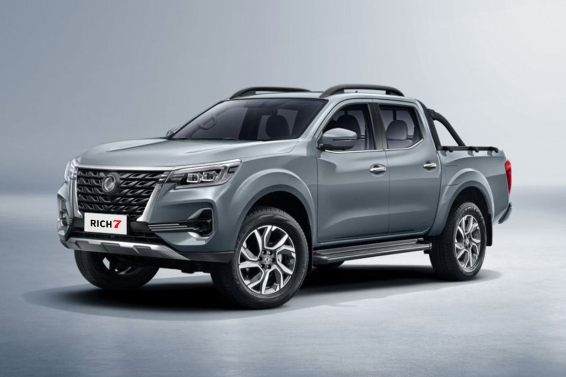 nissan terra pickup truck