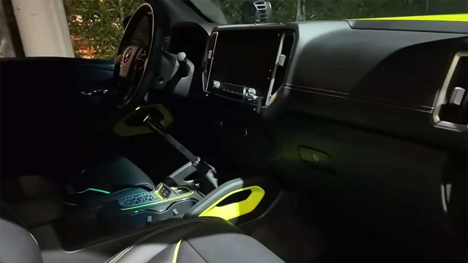 نیسان پروژه X رونیز