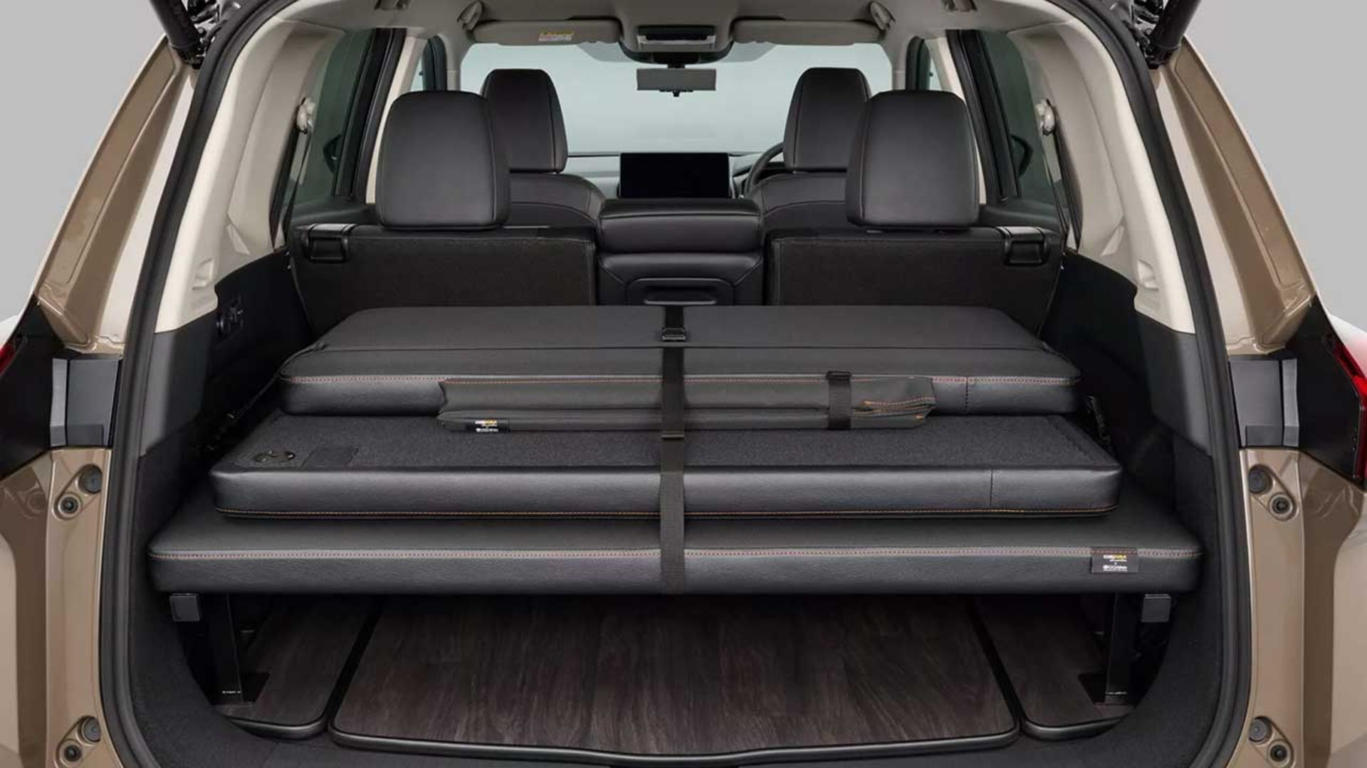 نیسان ایکس‌تریل راک کریک مالتی بد