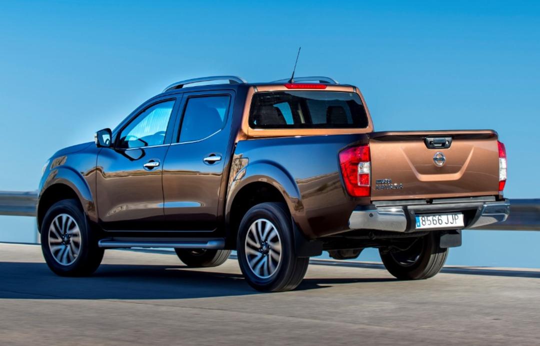 nissan navara 