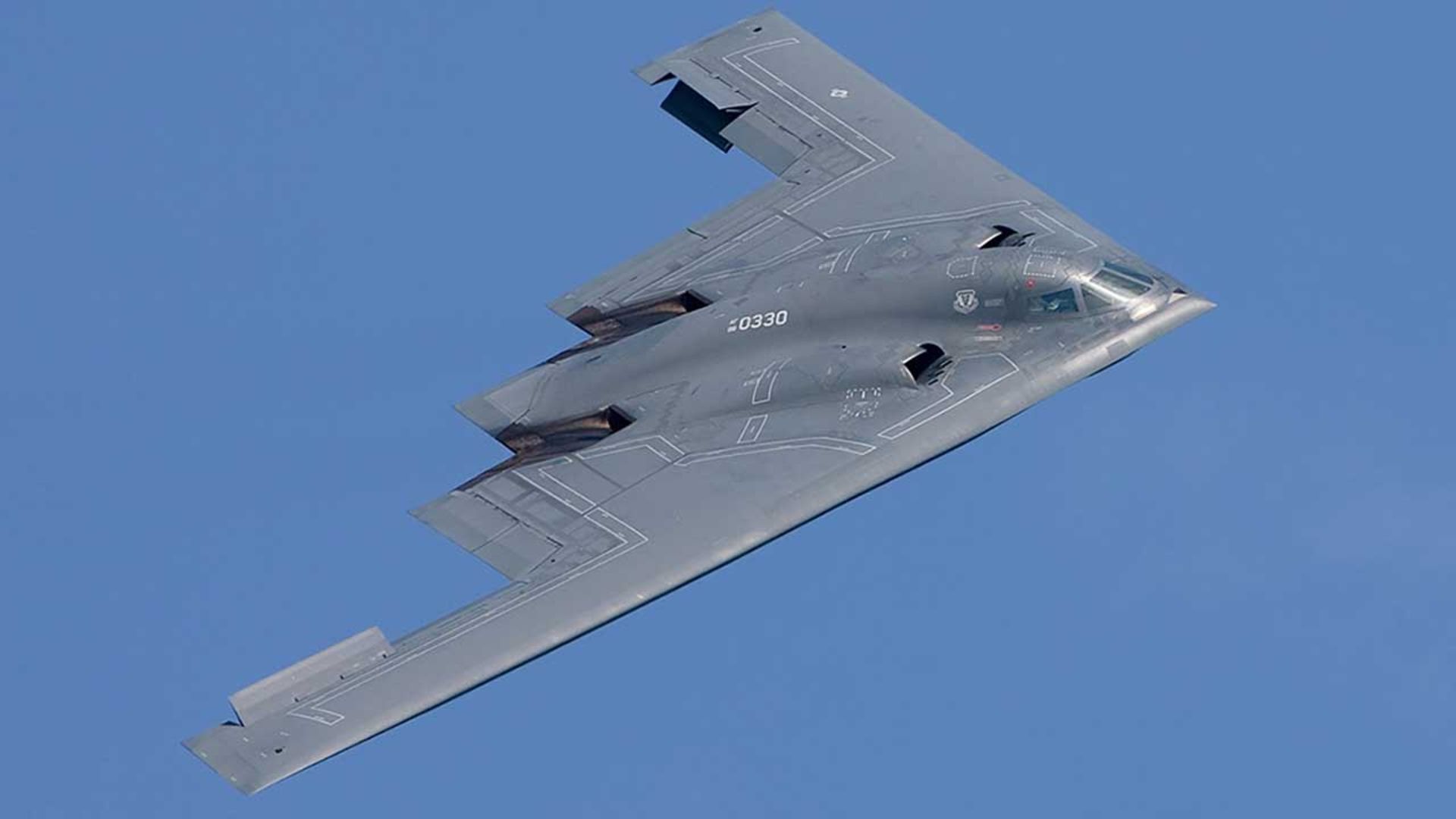 نورثروپ گرومن B-2 