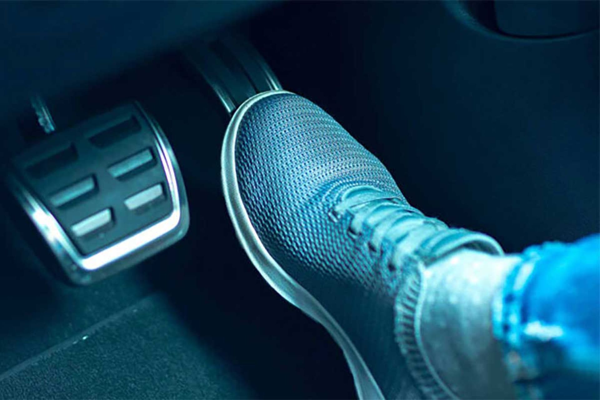 حالت رانندگی با یک پدال 