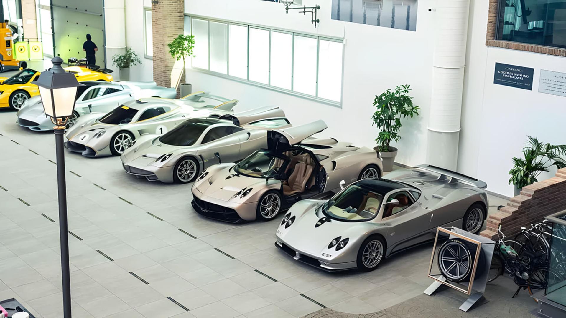 خودروهای سوپر اسپرت پاگانی (Pagani) مدل زوندا، هوایرا و یوتوپیا در نمایشگاه