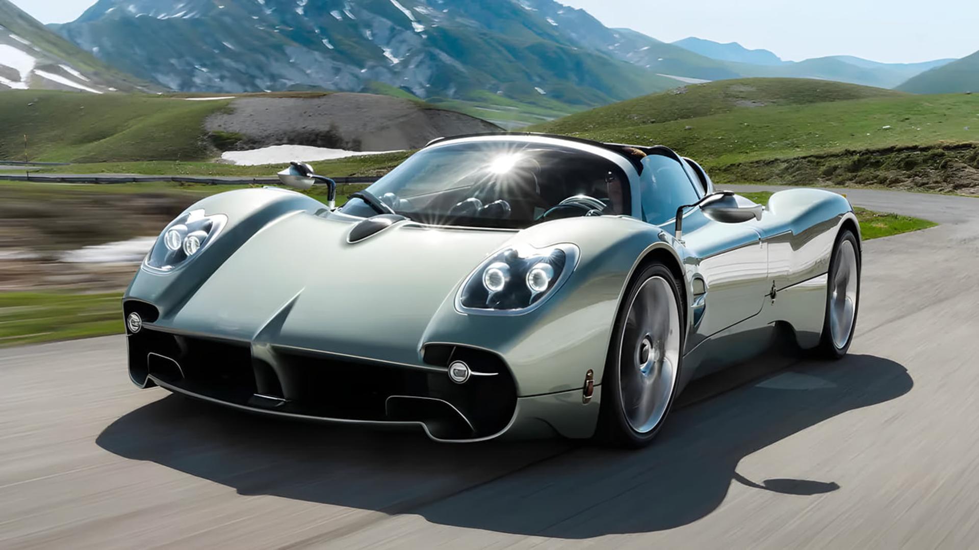 خودرو سوپر اسپرت پاگانی زوندا (Pagani Zonda) در حال حرکت در جاده کوهستانی