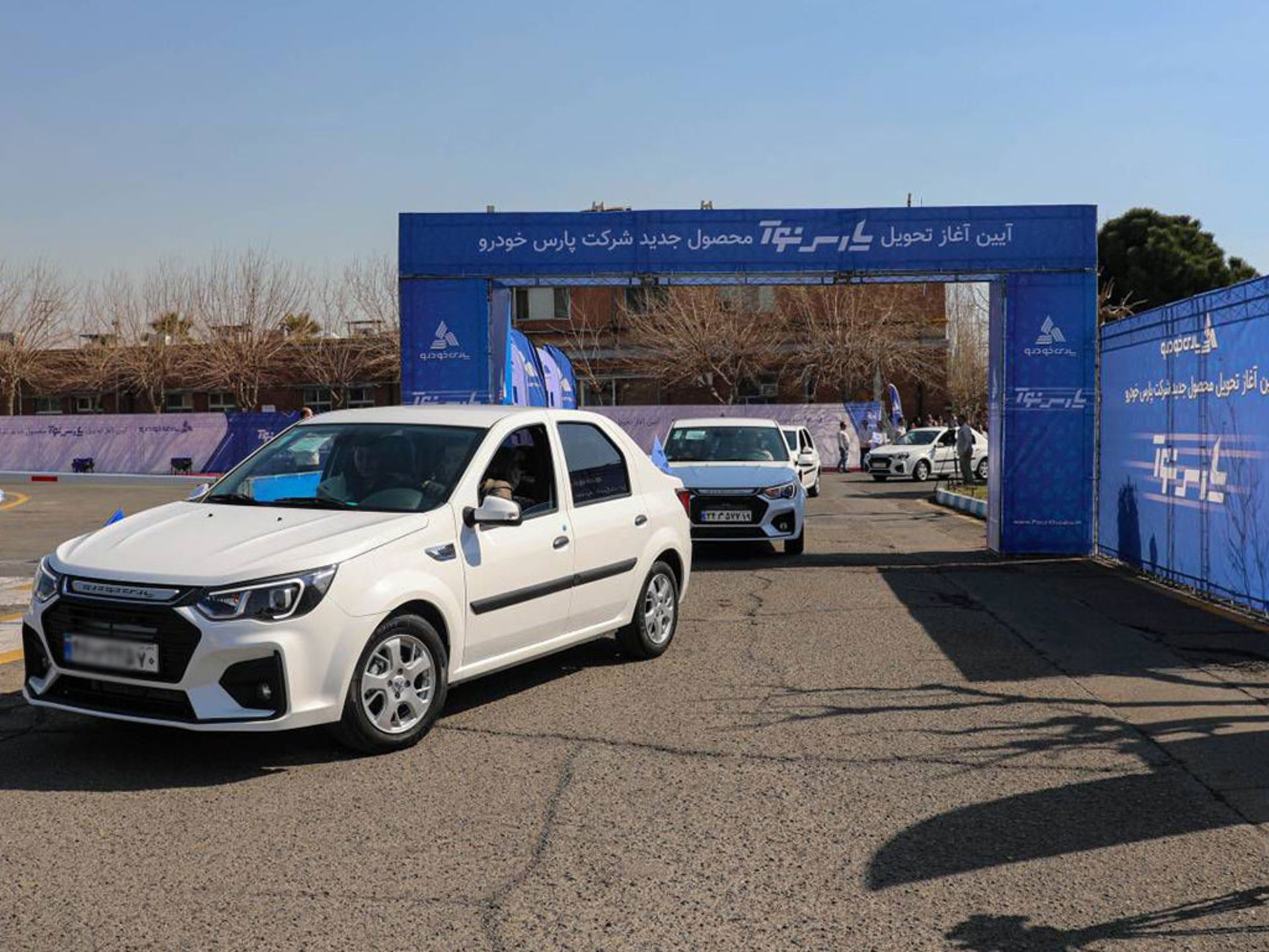 تحویل پارس نوآ به مشتریان