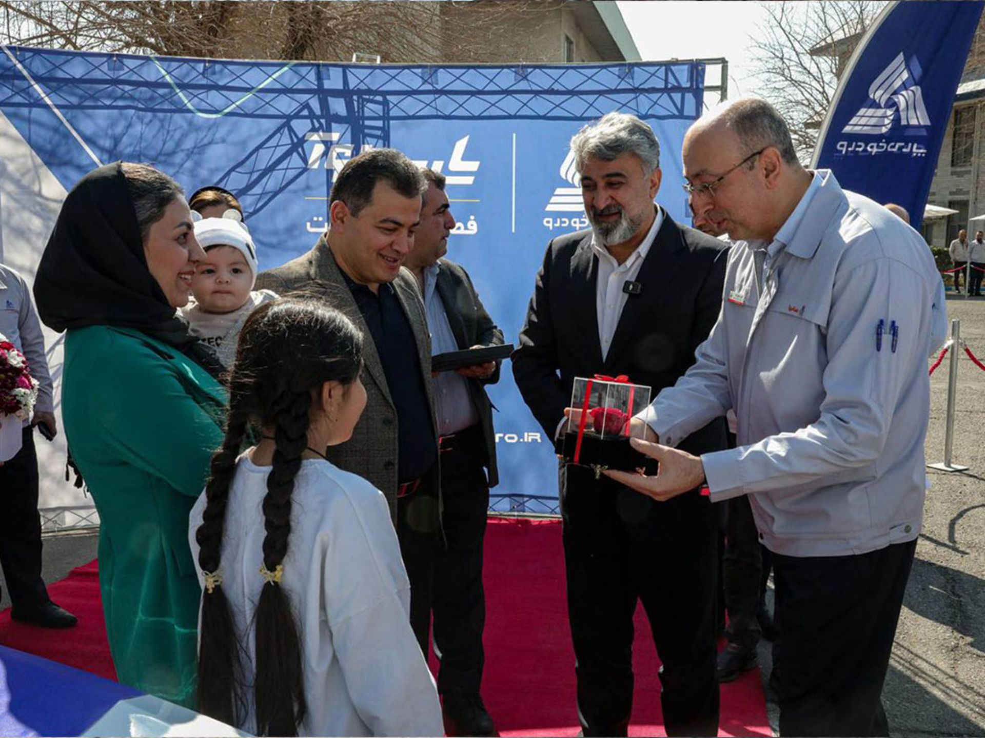 تحویل پارس نوآ به مشتریان